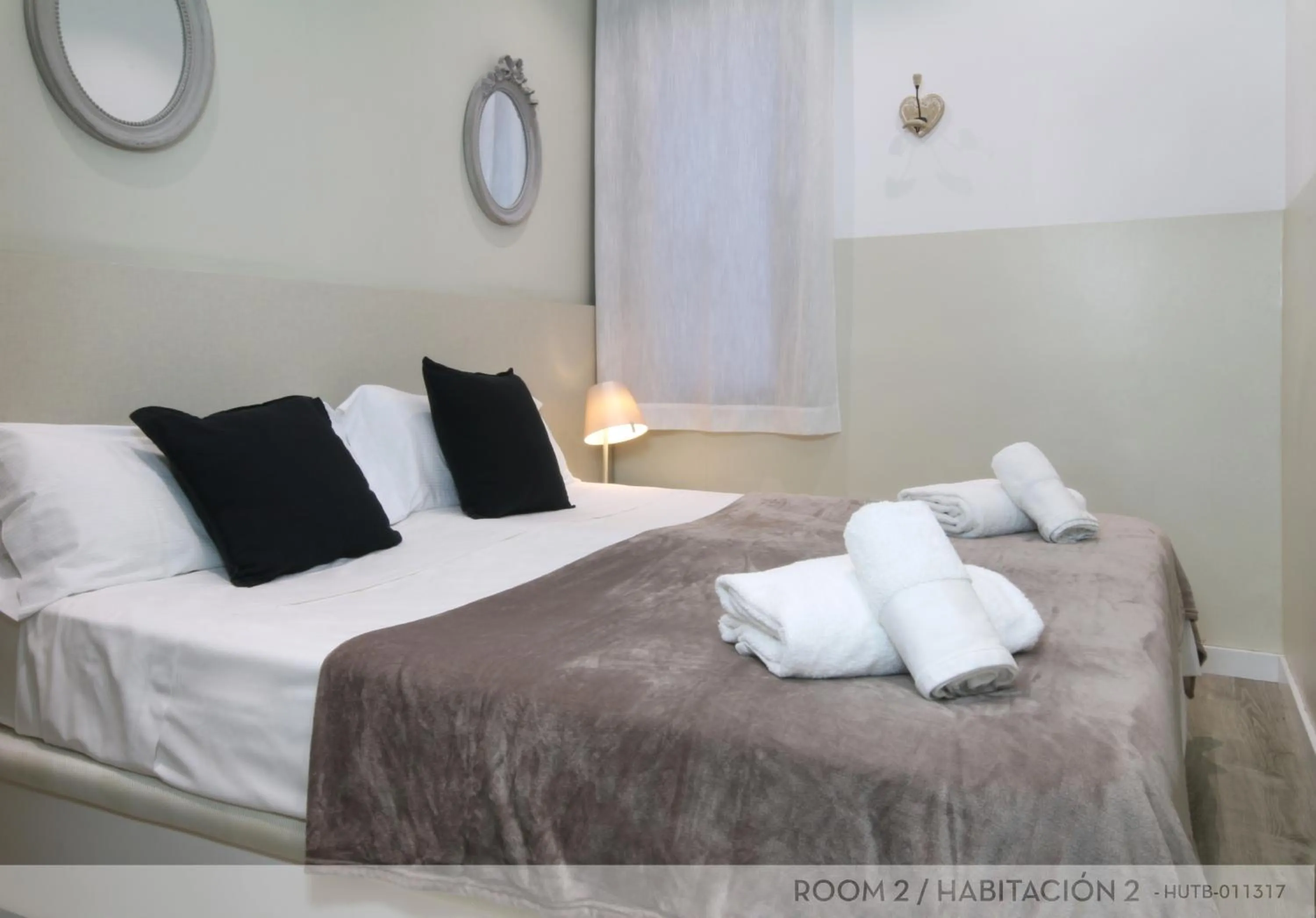 Bedroom, Bed in Suite Place Barcelona Còrsega