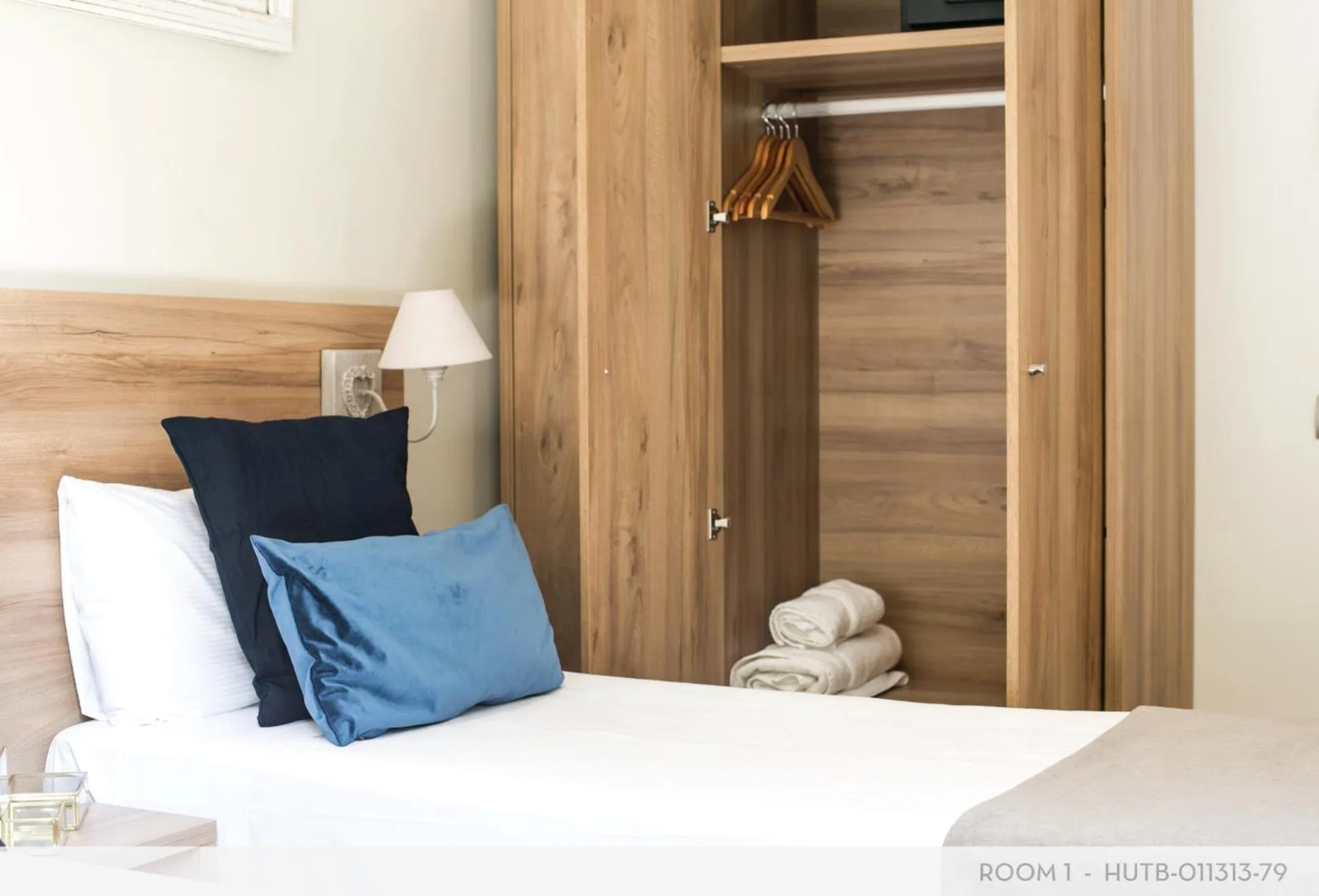 Bedroom, Bed in Suite Place Barcelona Còrsega