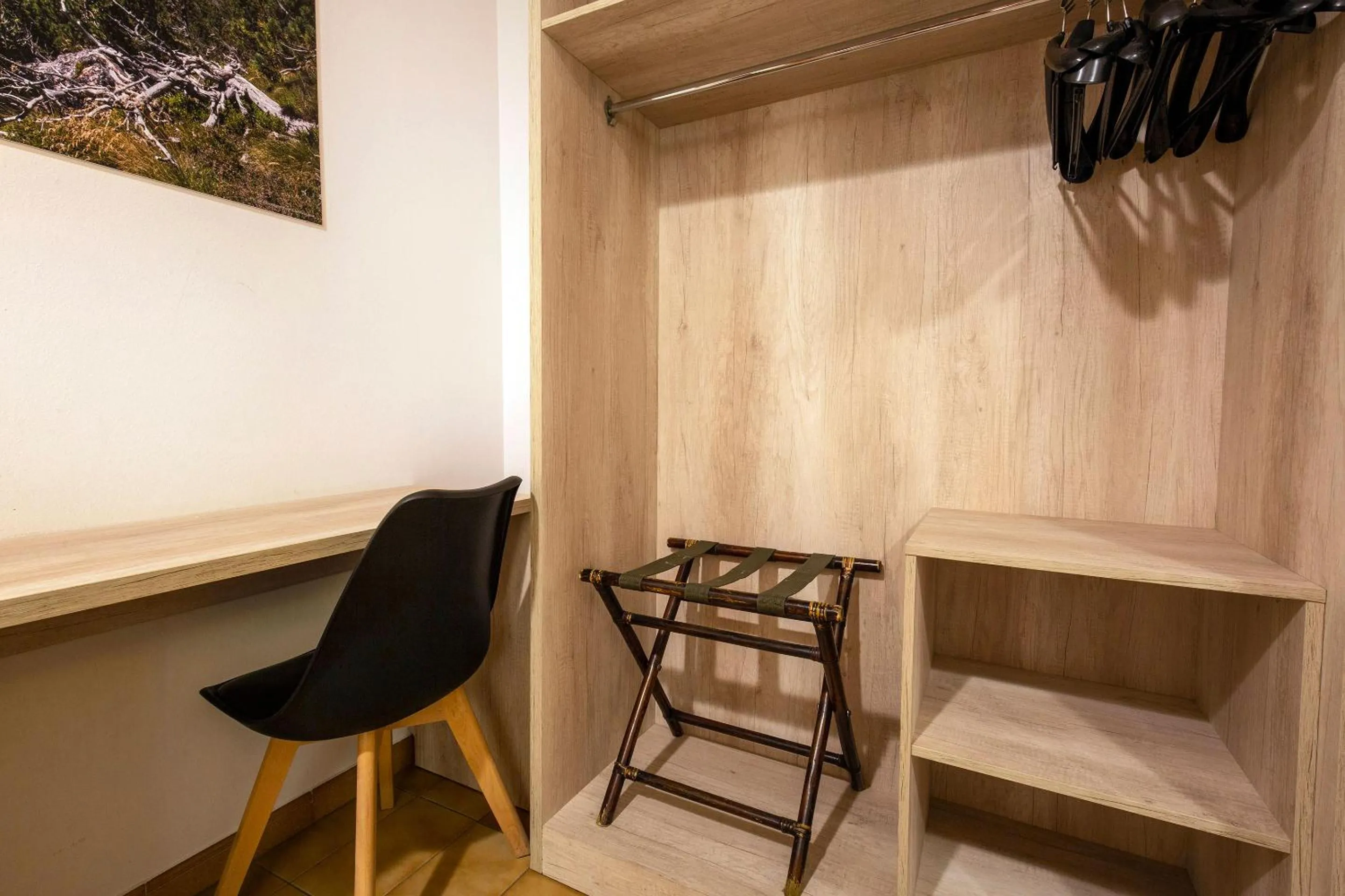 Seating area in Hotel Marco Polo by Nexta