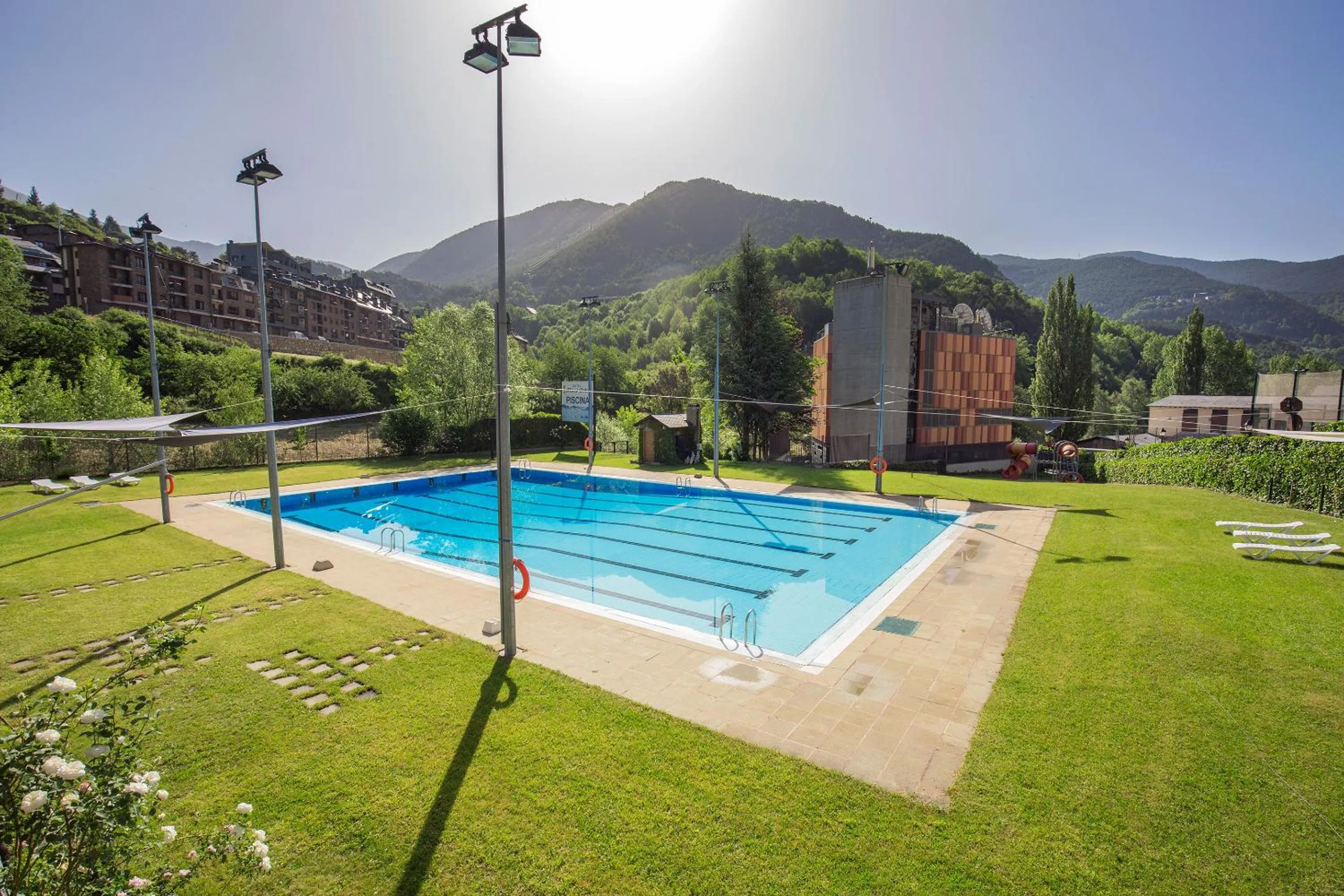 Swimming pool in Hotel Marco Polo by Nexta