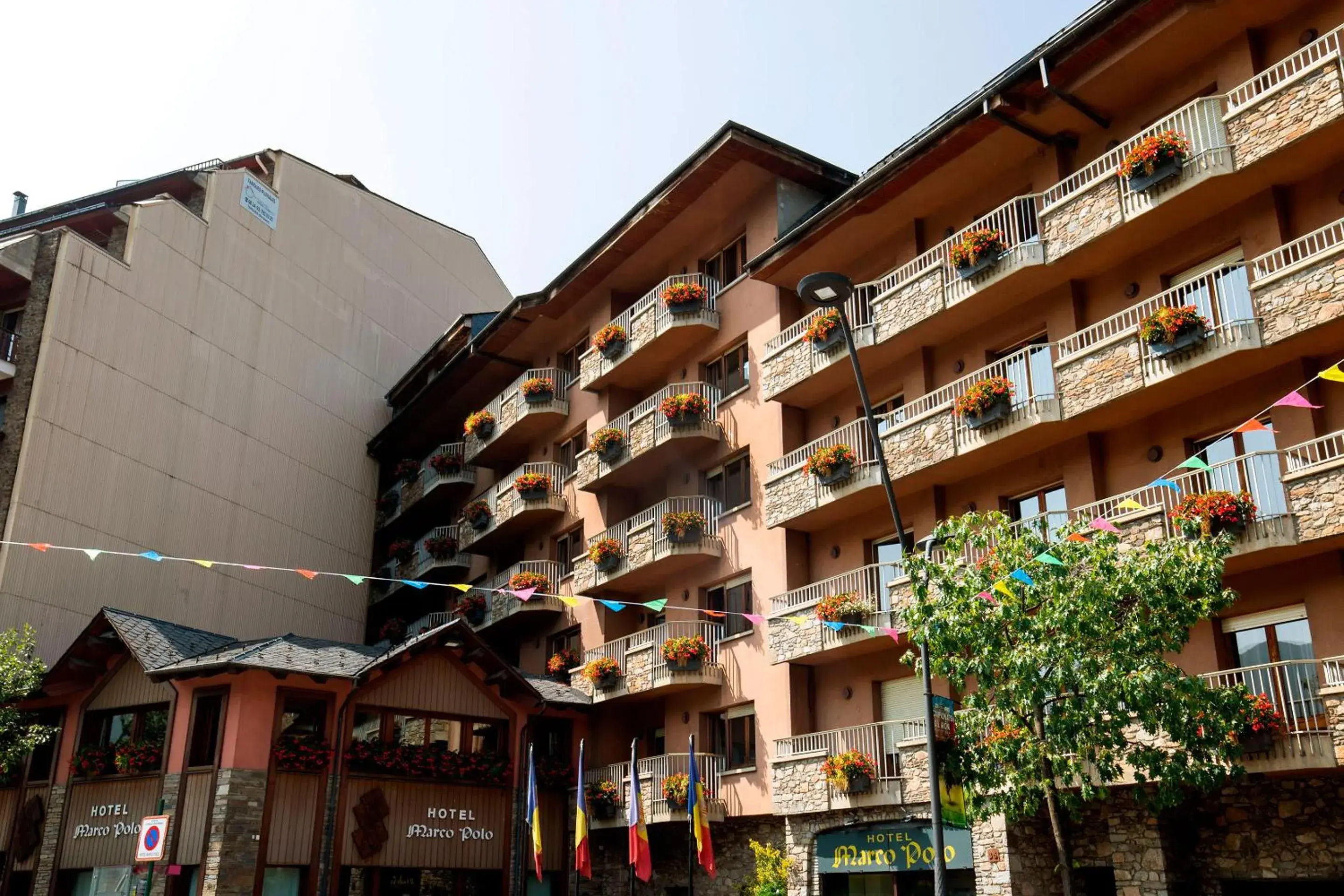 Property building in Hotel Marco Polo by Nexta Property building in Hotel Marco Polo by Nexta