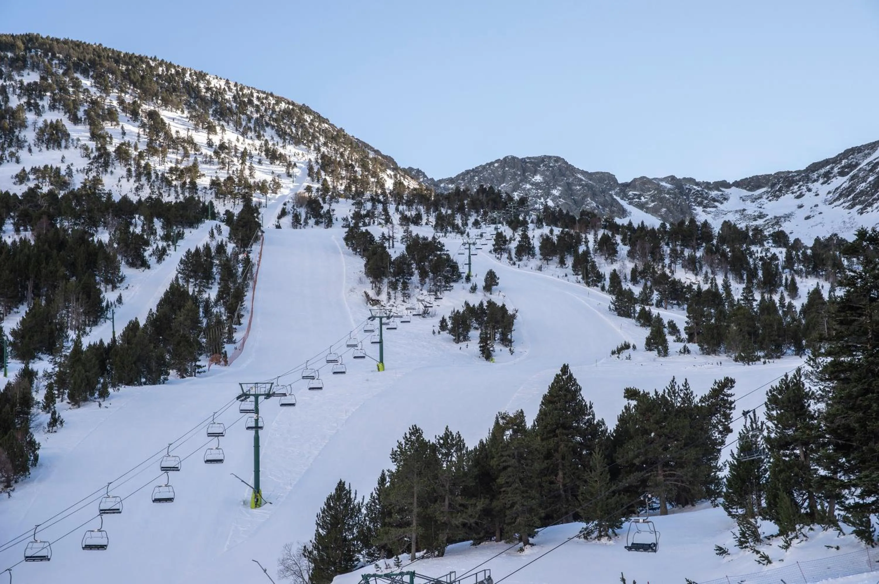 Skiing in Pierre & Vacances Aparthotel La Tulipa