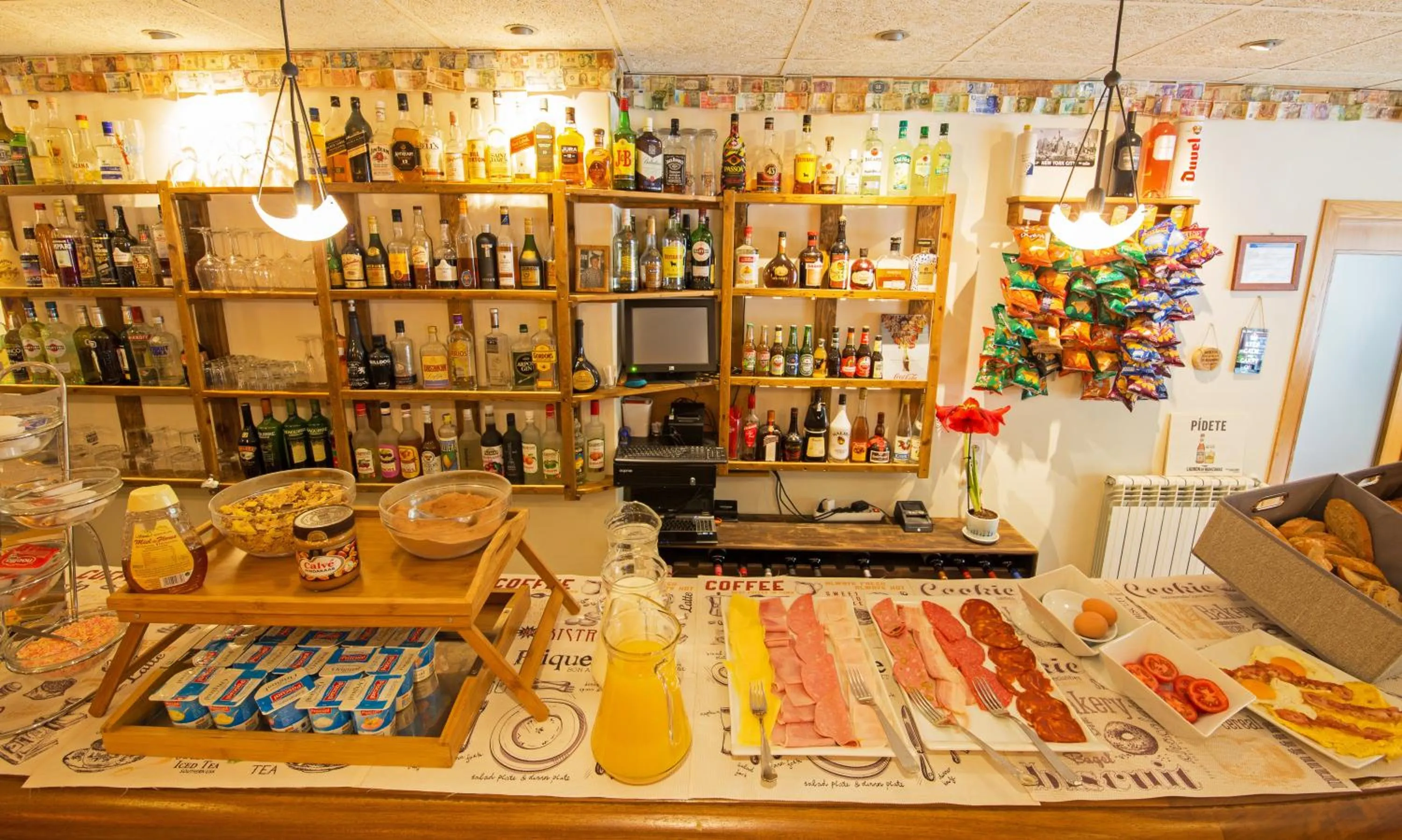 Breakfast in Pierre & Vacances Aparthotel La Tulipa