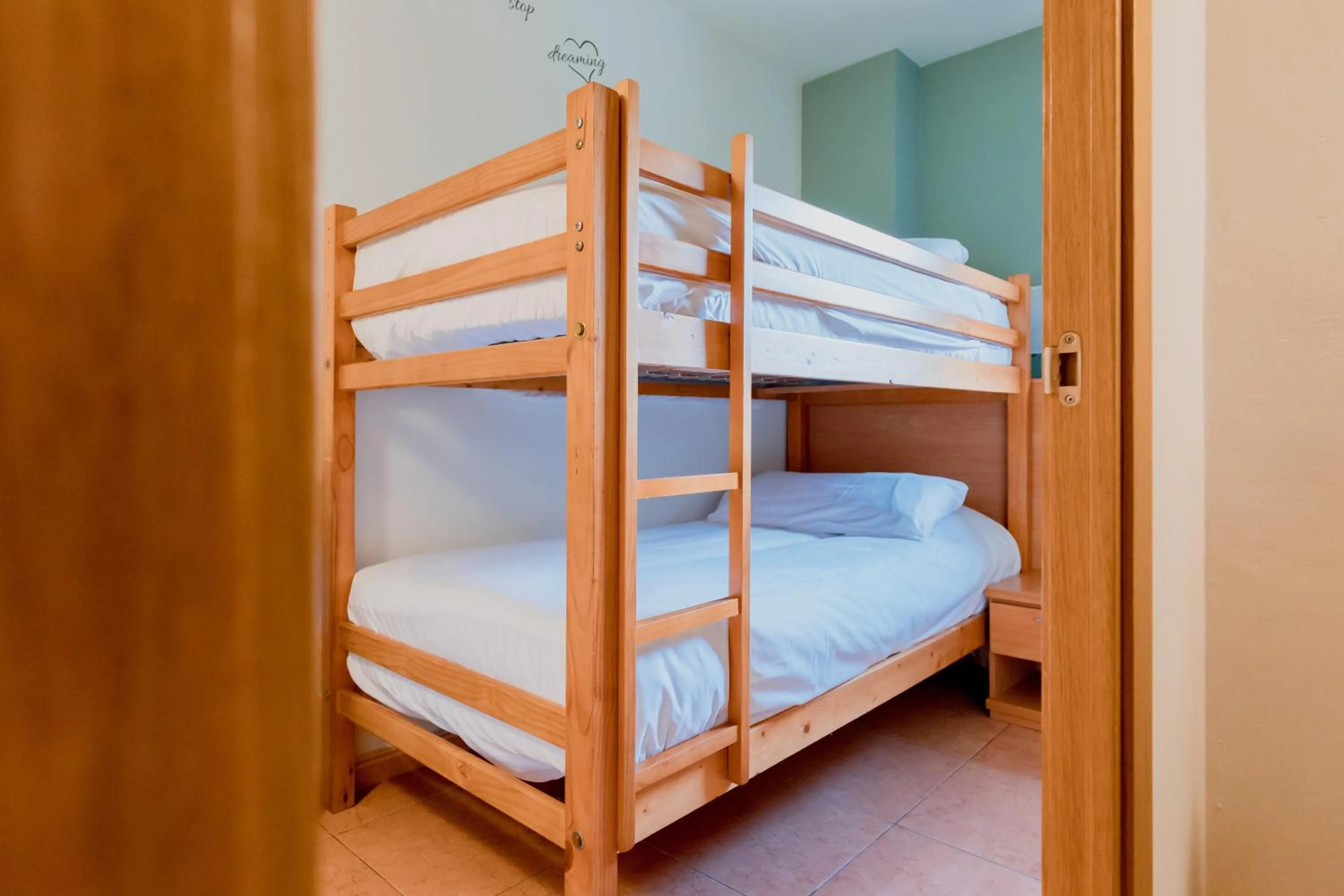 Bedroom, Bed in Pierre & Vacances Aparthotel La Tulipa