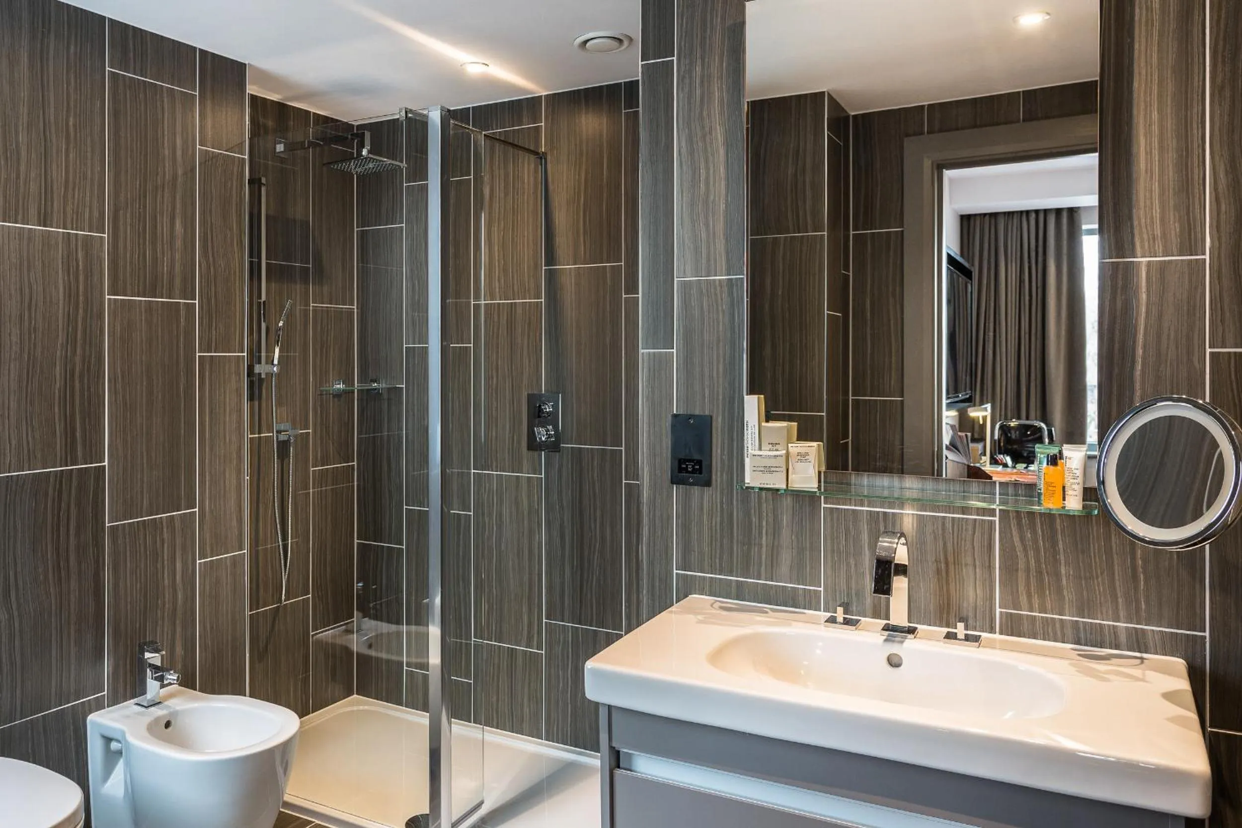 Bathroom in Courthouse Hotel Shoreditch