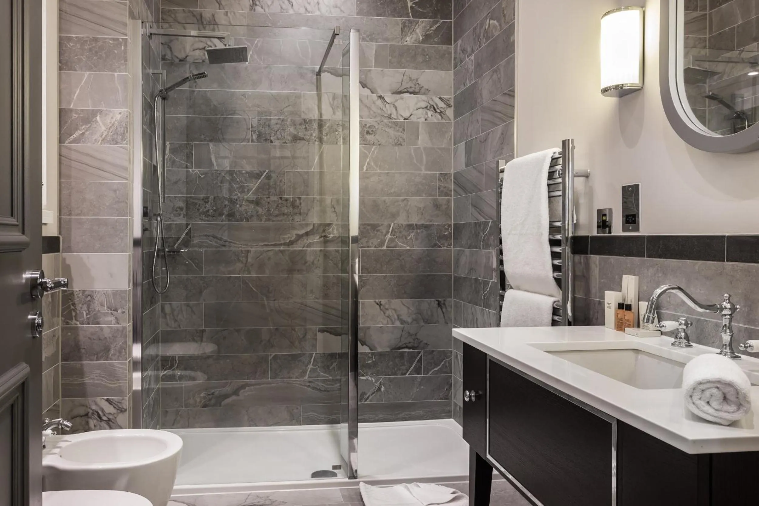 Bathroom in Courthouse Hotel Shoreditch