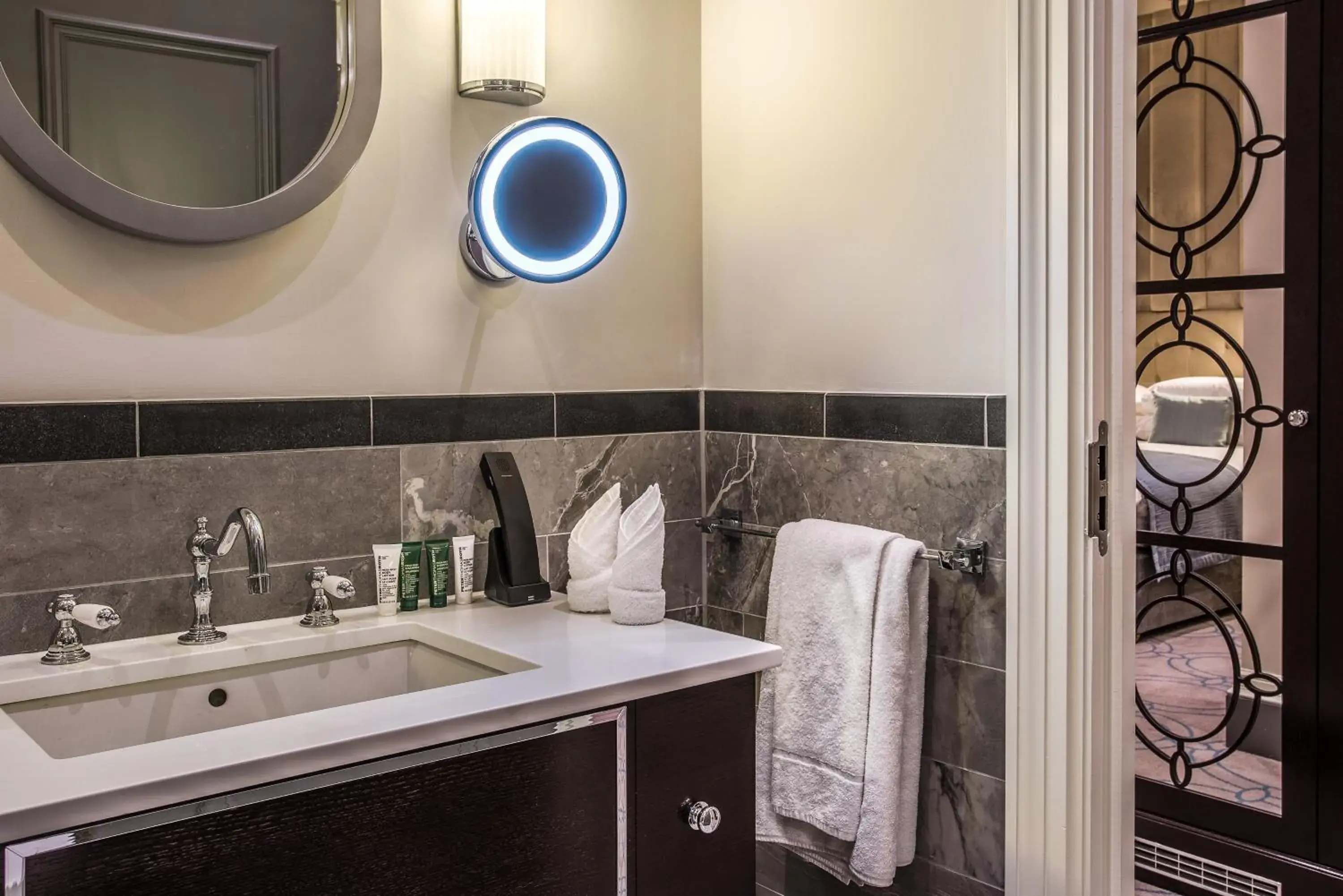 Bathroom in Courthouse Hotel Shoreditch Bathroom in Courthouse Hotel Shoreditch