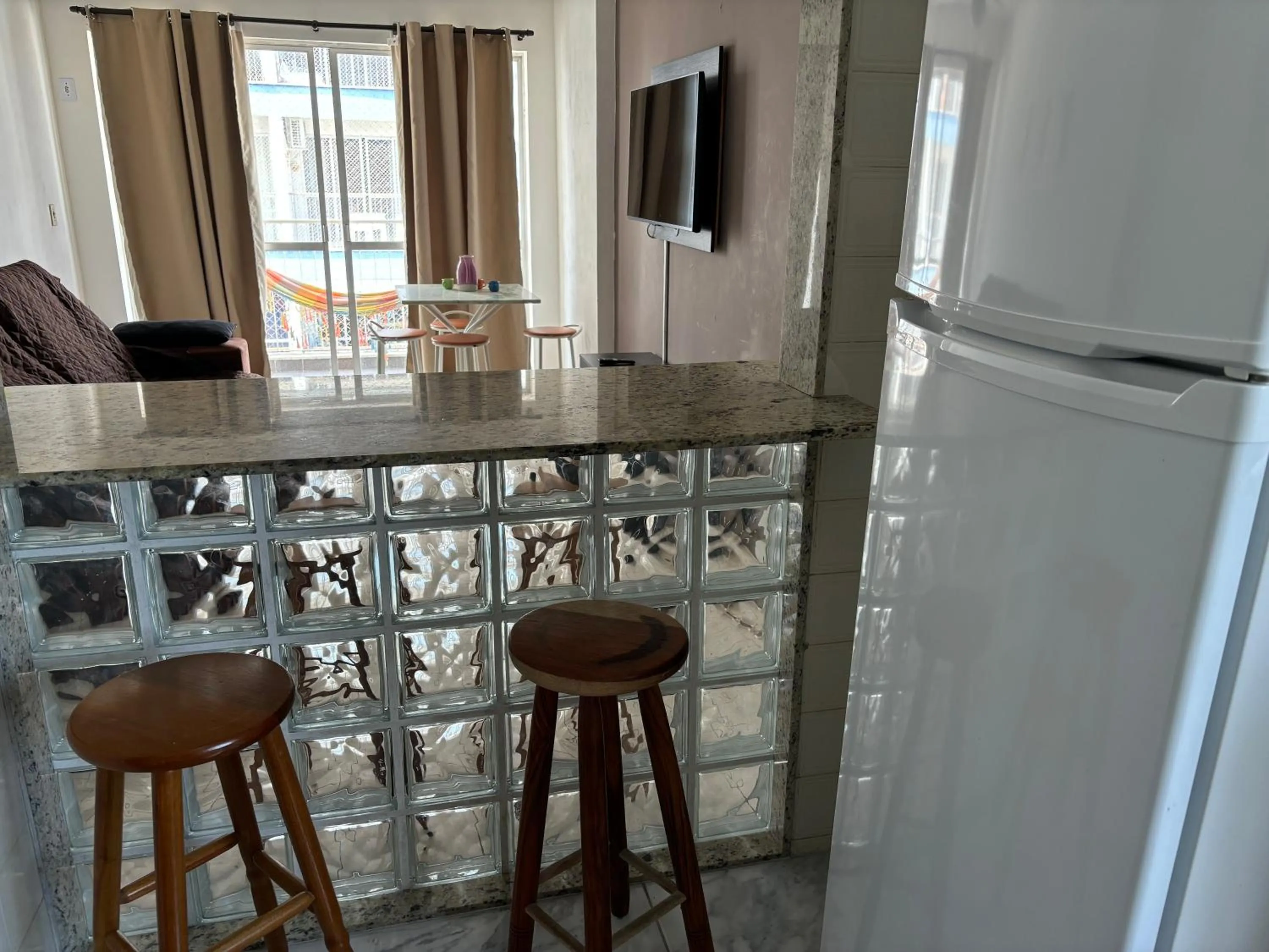 Communal lounge/ TV room in Apartament Rio Center