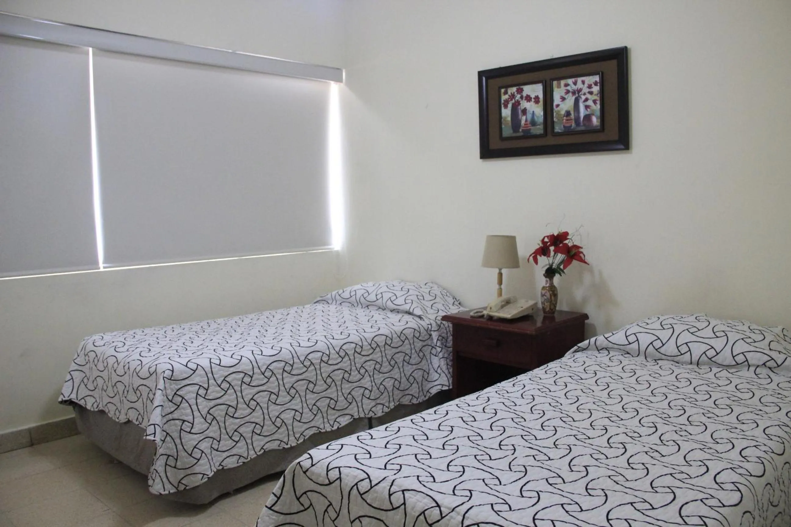 Other, Bed in Hotel Doral