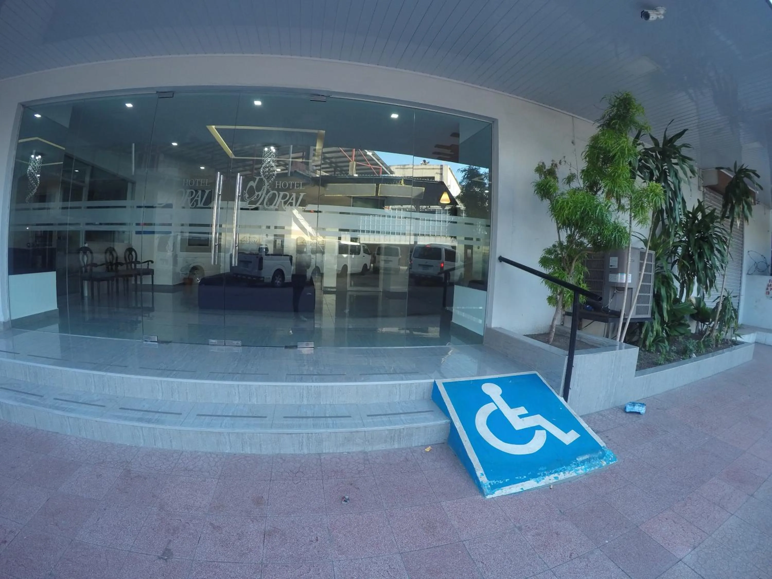 Facade/entrance in Hotel Doral