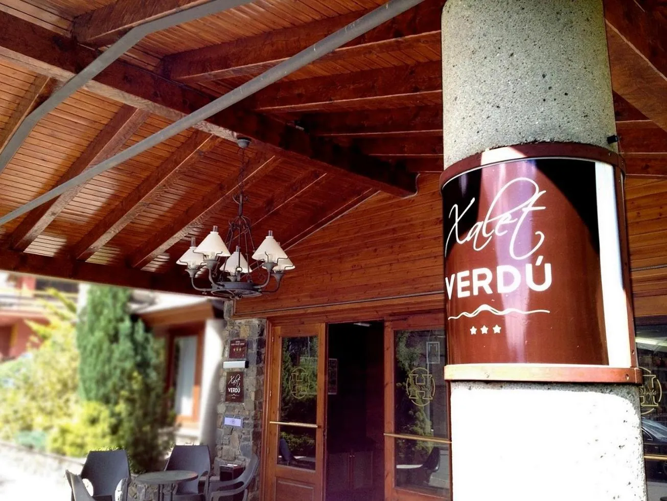 Facade/entrance in Hotel Xalet Verdú