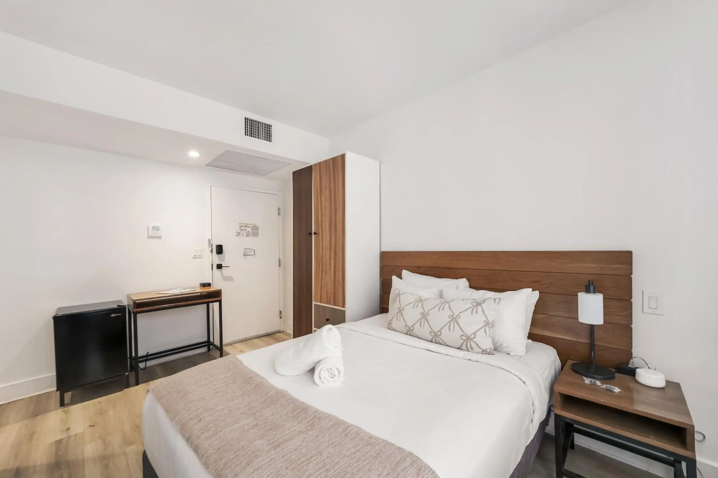 Bed in The Meridian Hotel by At Mine Hospitality Bed in The Meridian Hotel by At Mine Hospitality