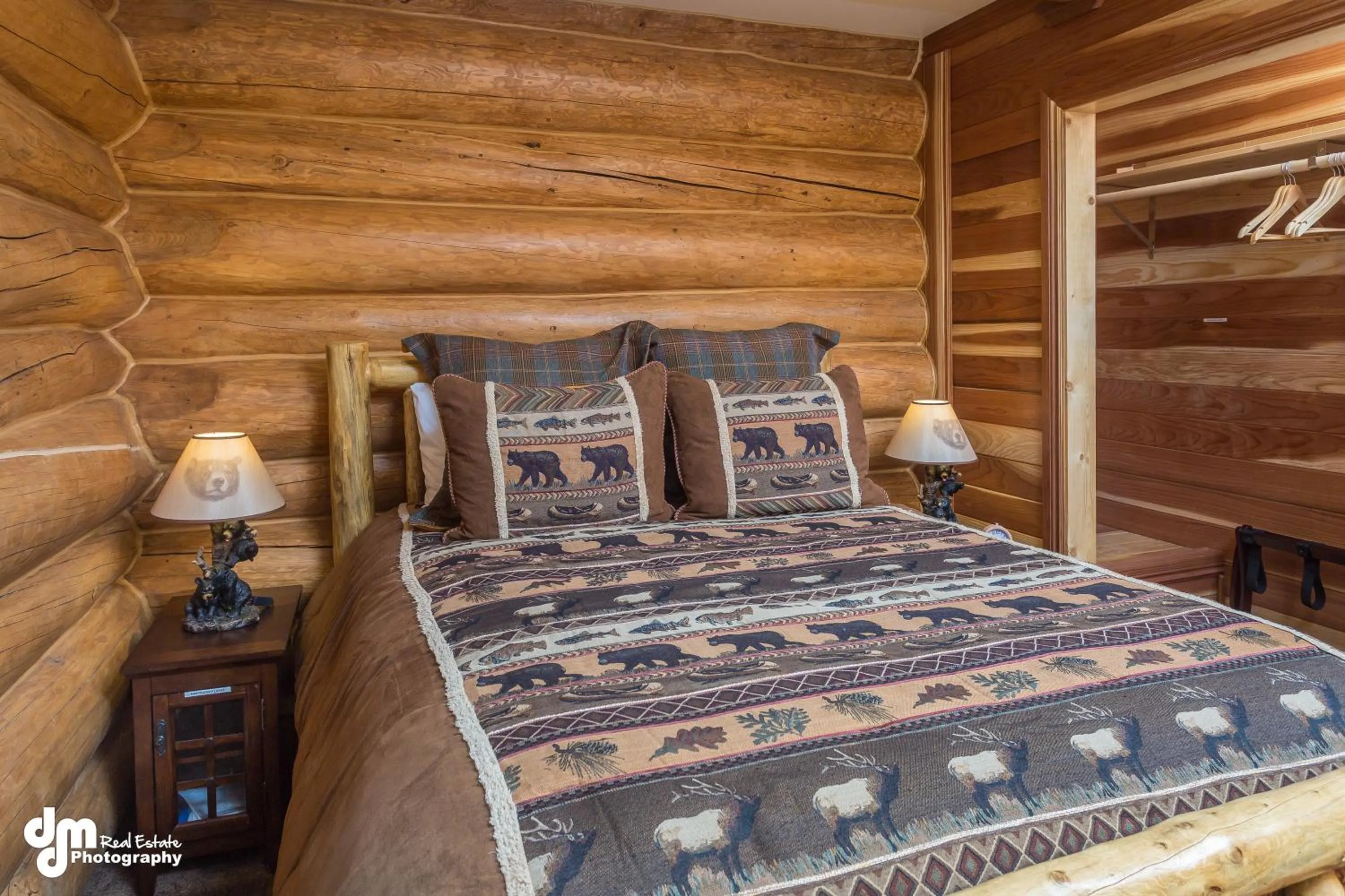 Bed in Alaska Knotty Pine B&B