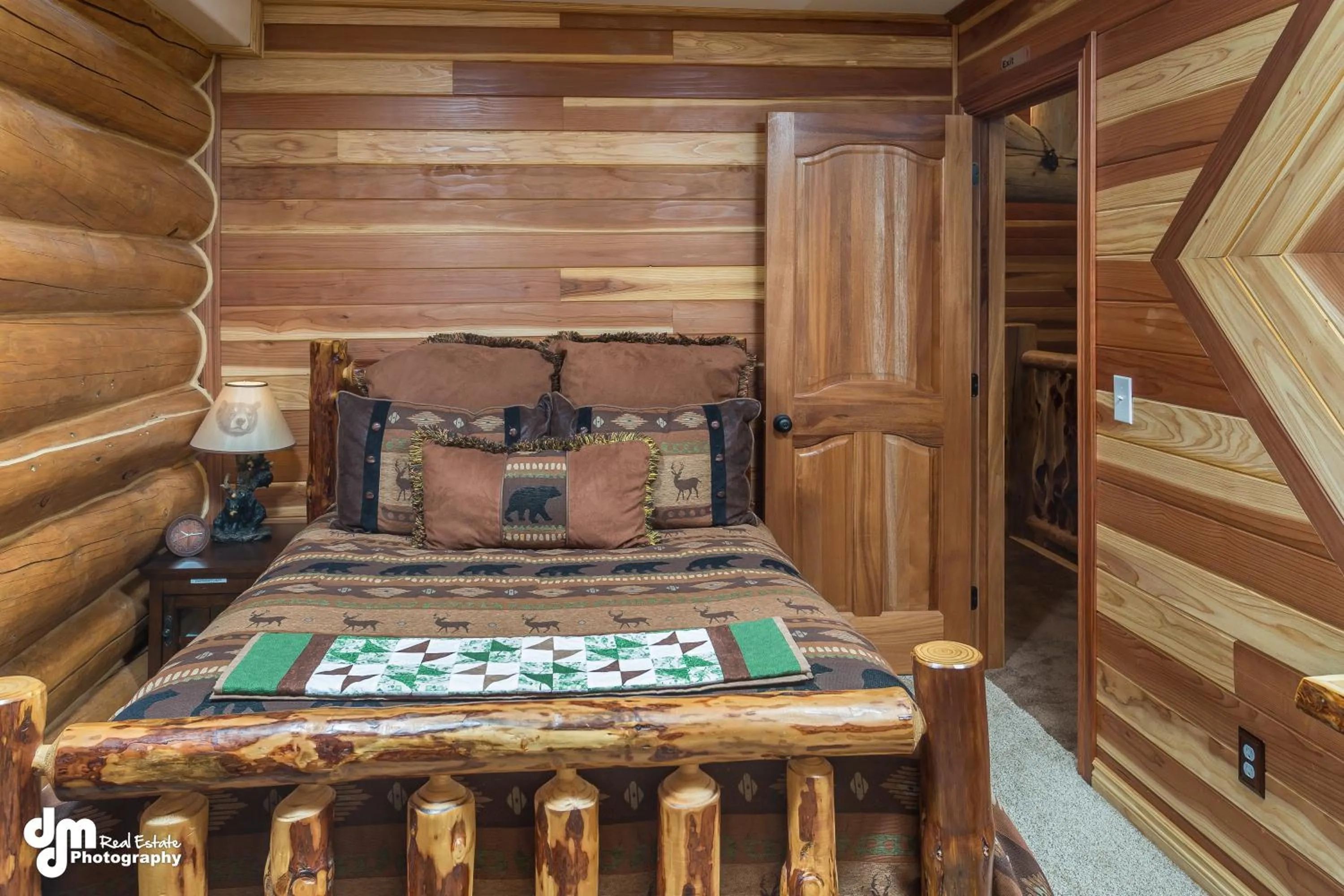 Bed in Alaska Knotty Pine B&B