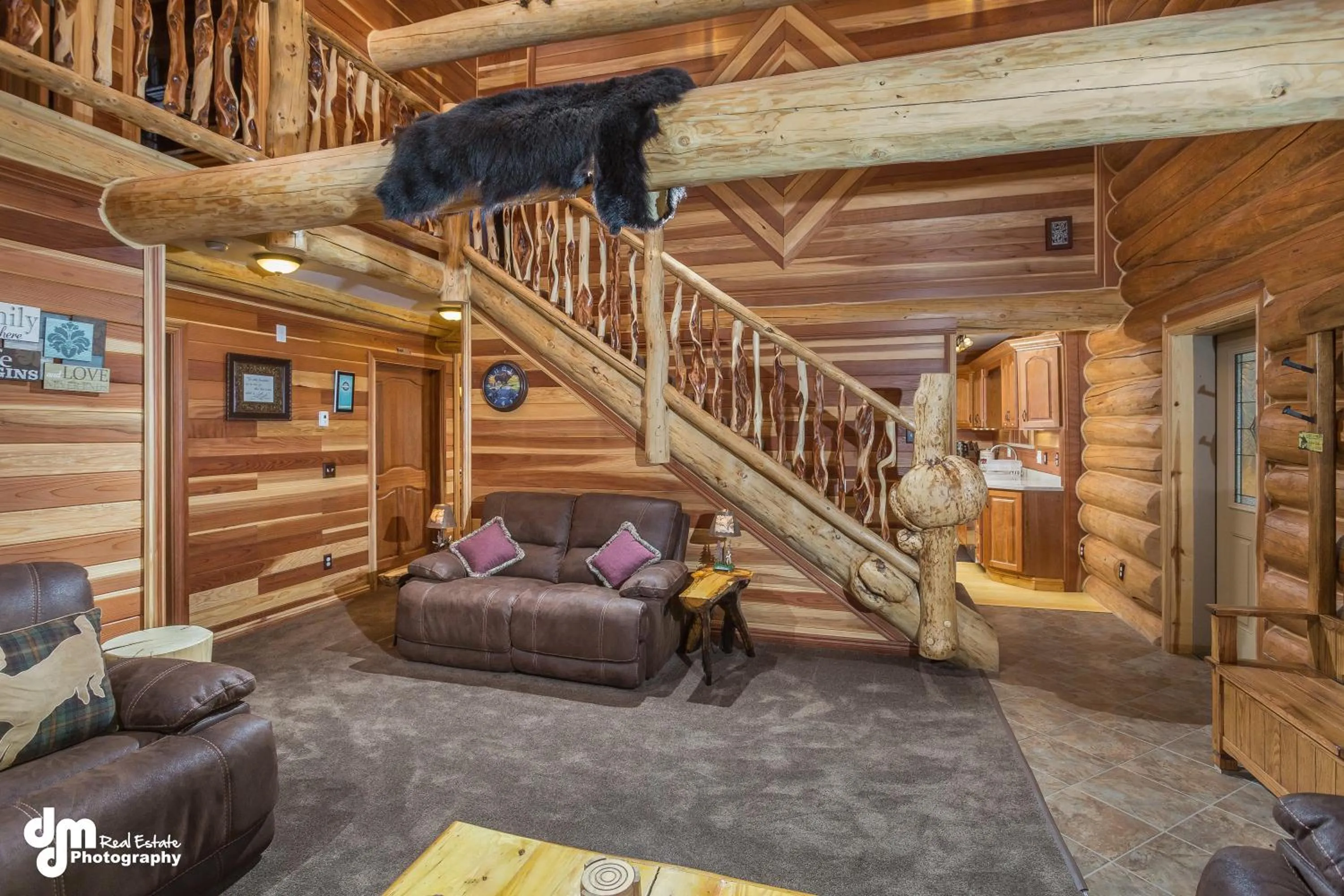Living room in Alaska Knotty Pine B&B
