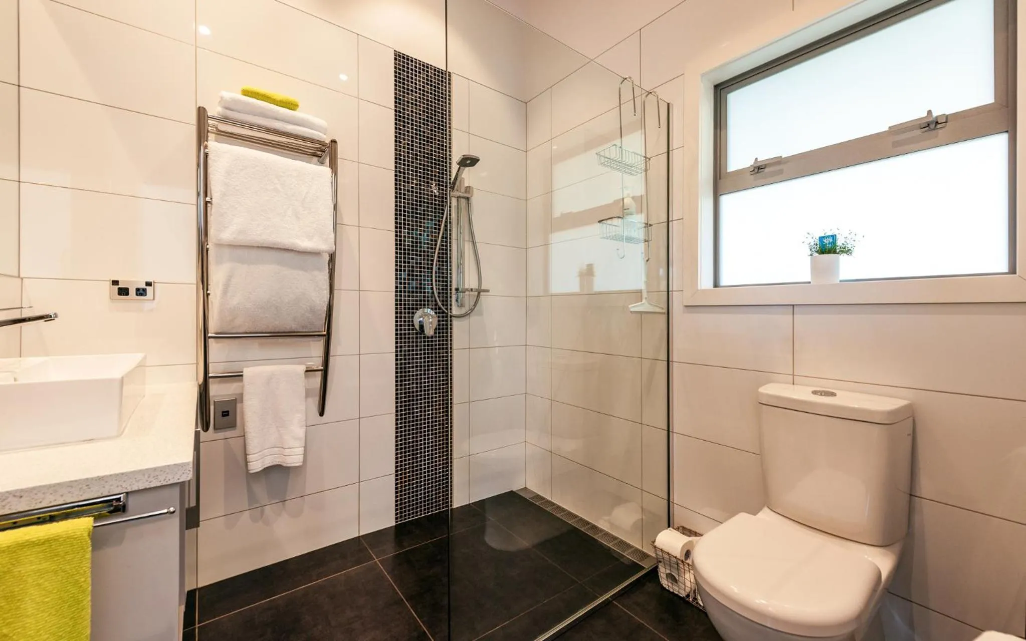 Bathroom in Wild Thyme