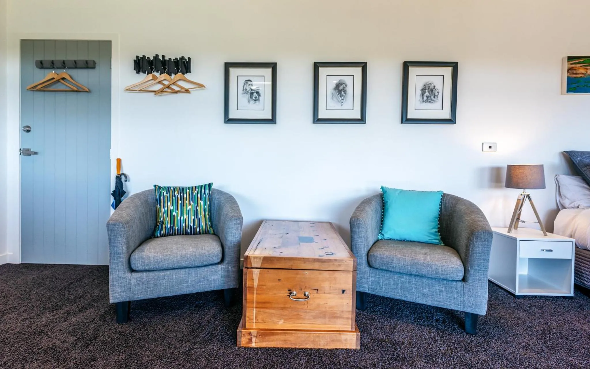 Seating area in Wild Thyme