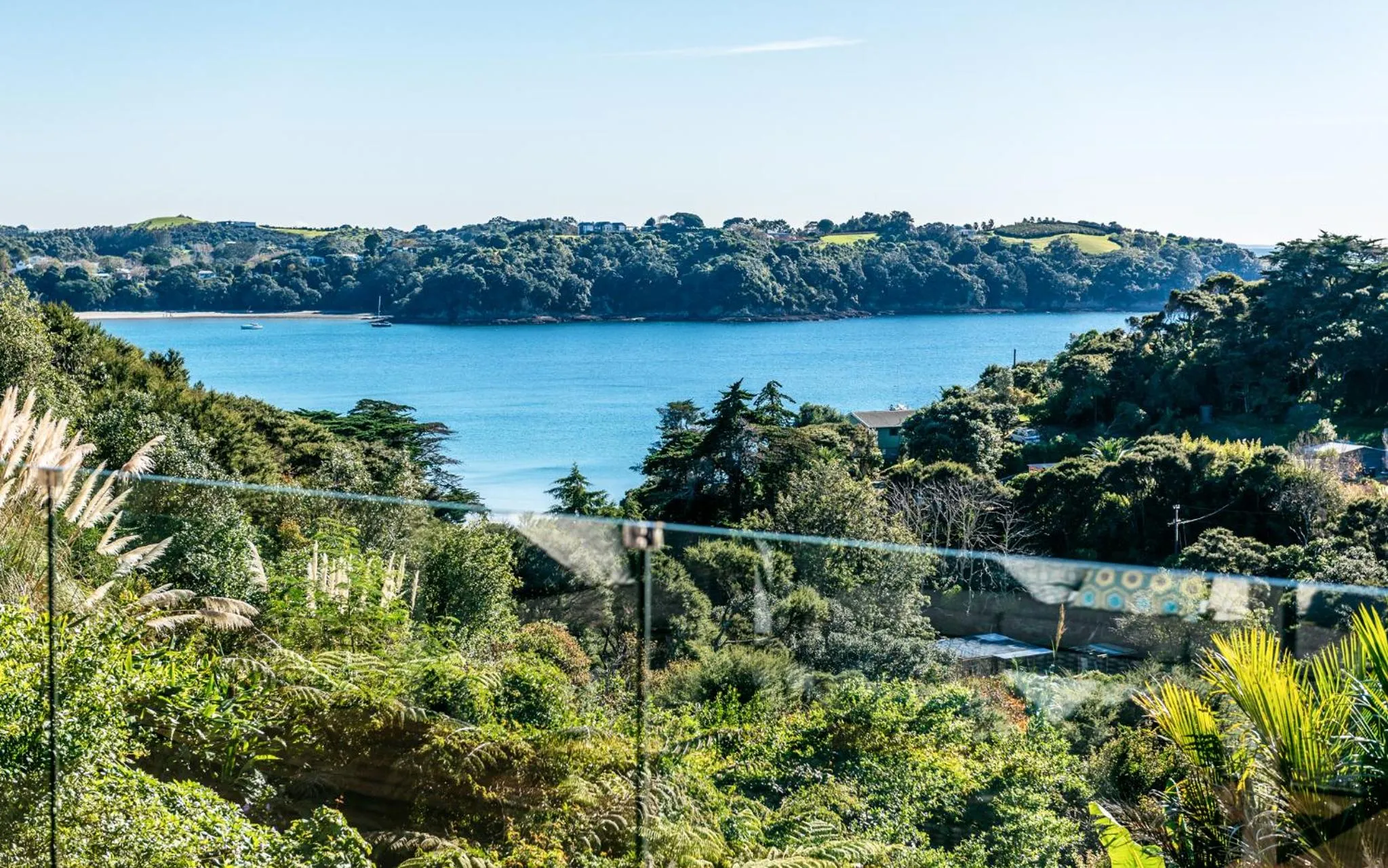 Sea view in Wild Thyme