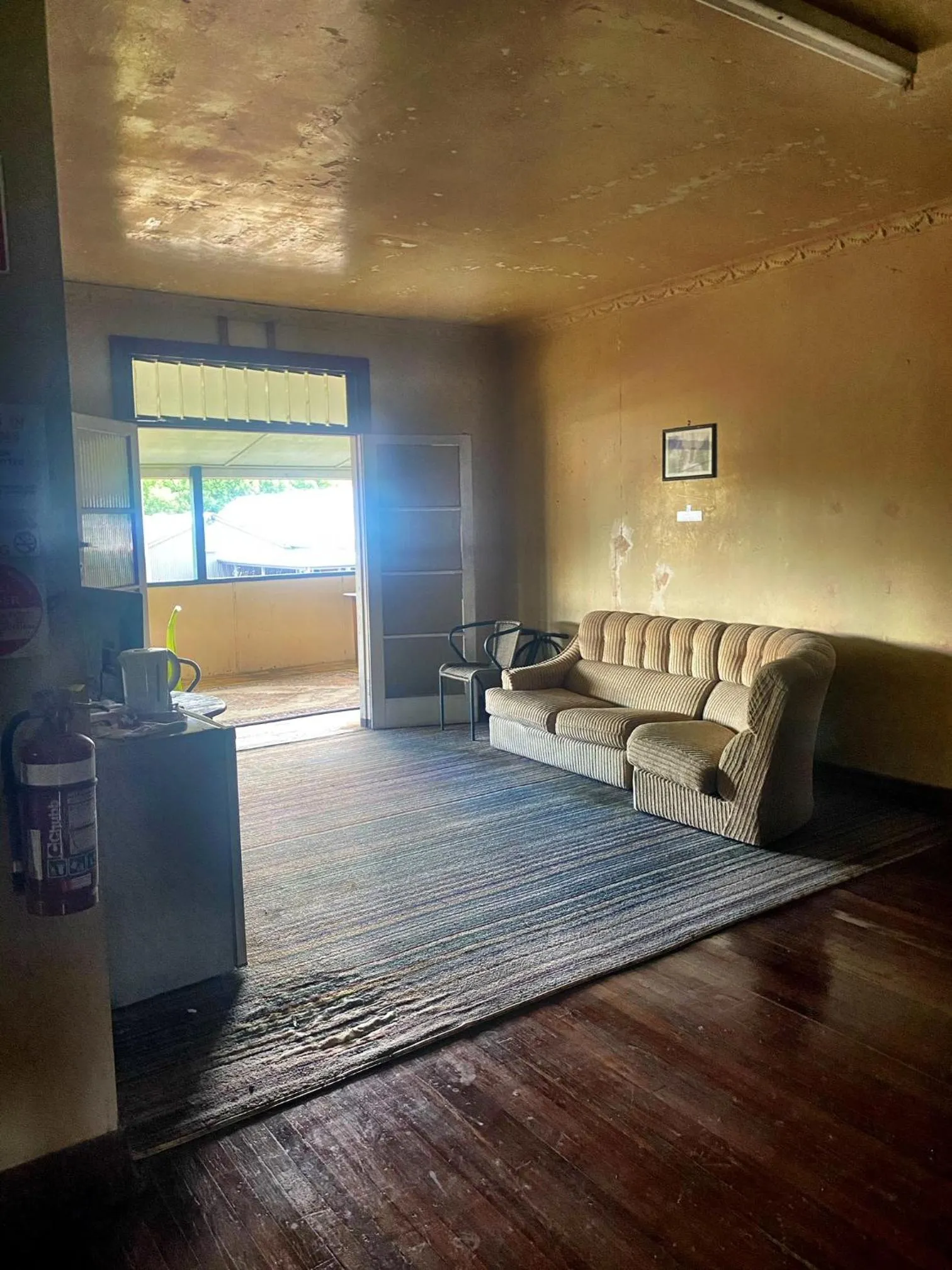 Living room in Royal Carrangarra Hotel