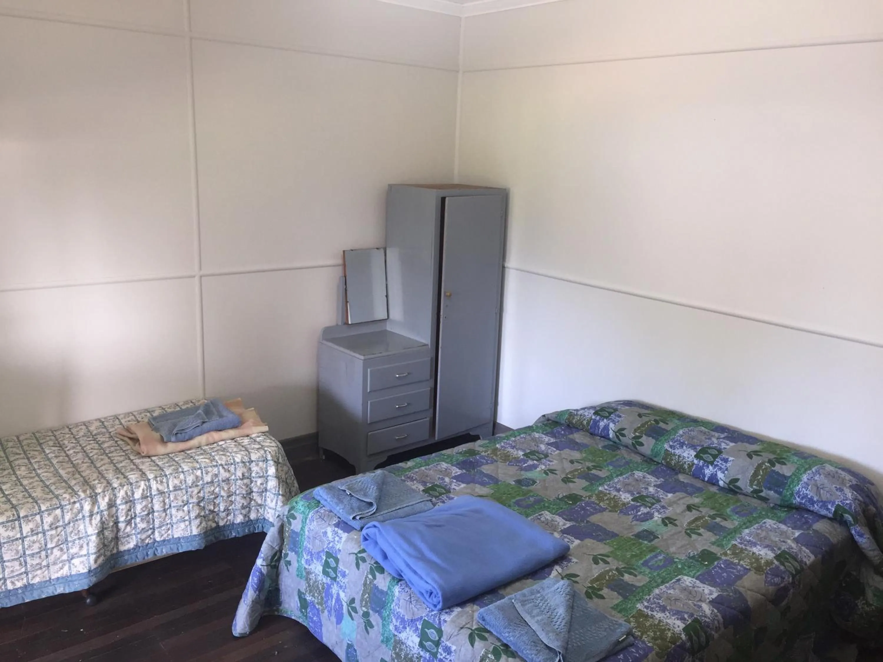 Bed in Royal Carrangarra Hotel