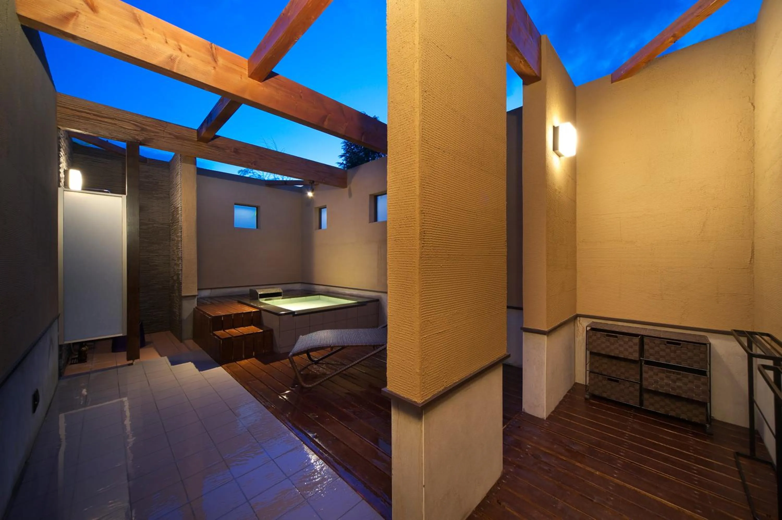 Hot Tub, Bed in Meitei no Yado Hotel Koshien