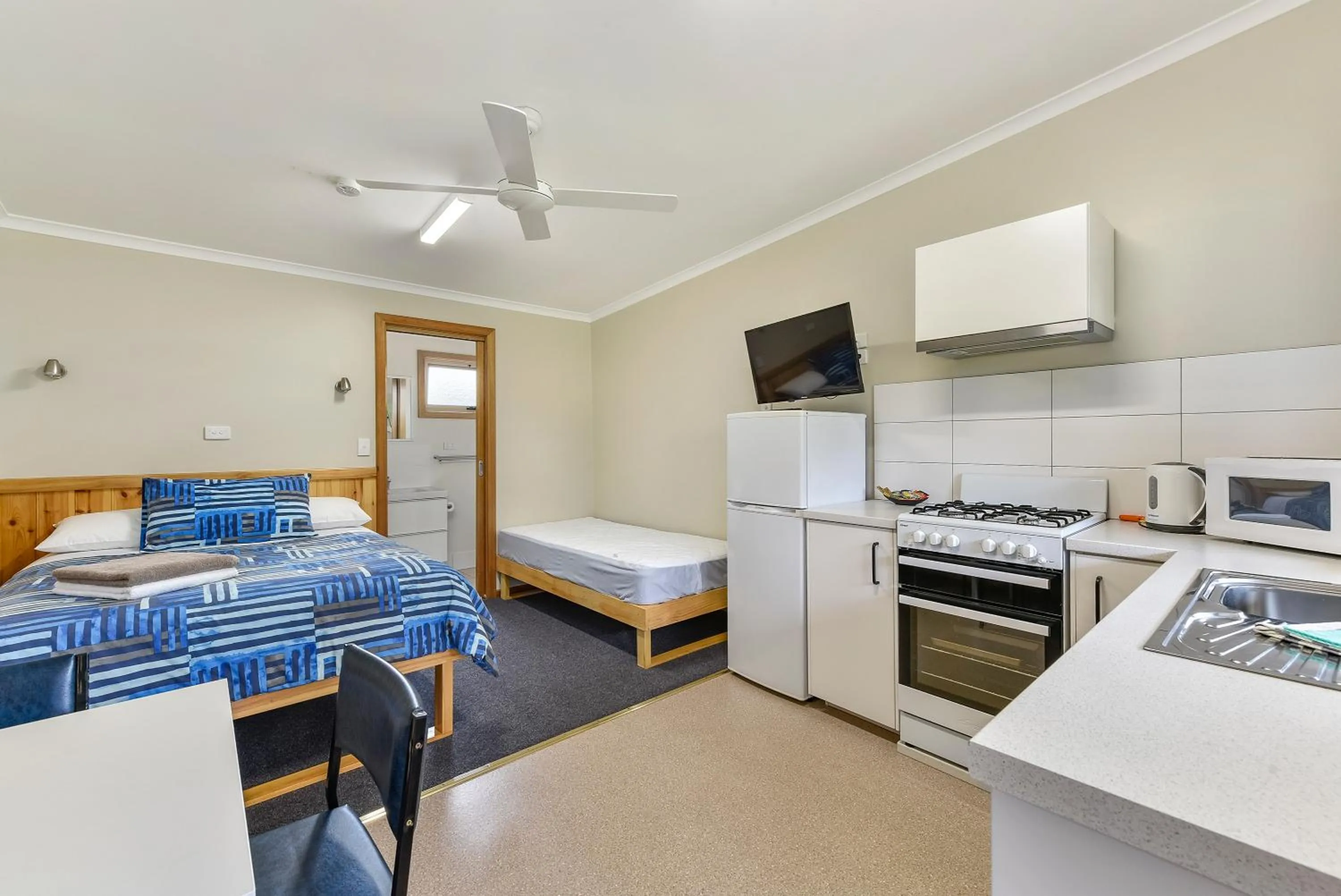 Bed in Millicent Hillview Caravan Park