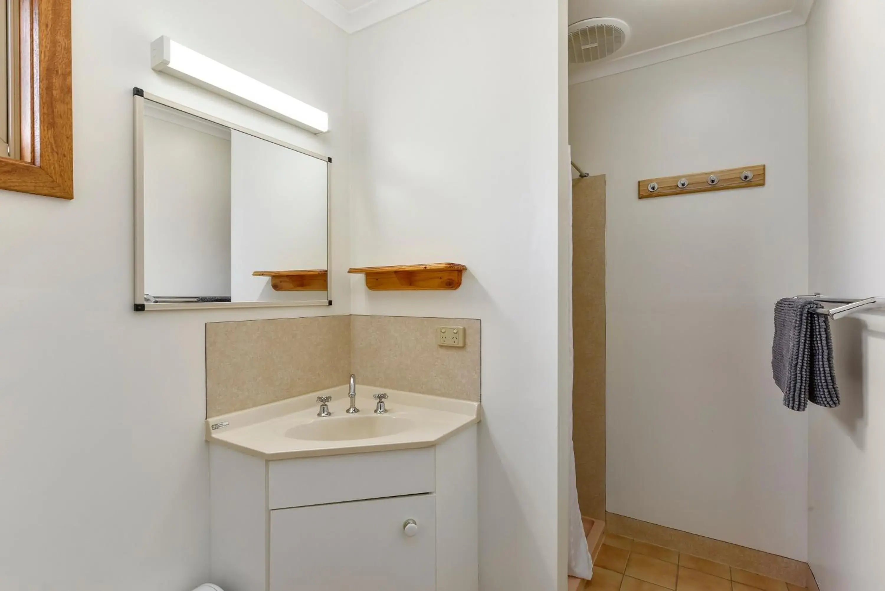 Vacation Home in Millicent Hillview Caravan Park Vacation Home in Millicent Hillview Caravan Park