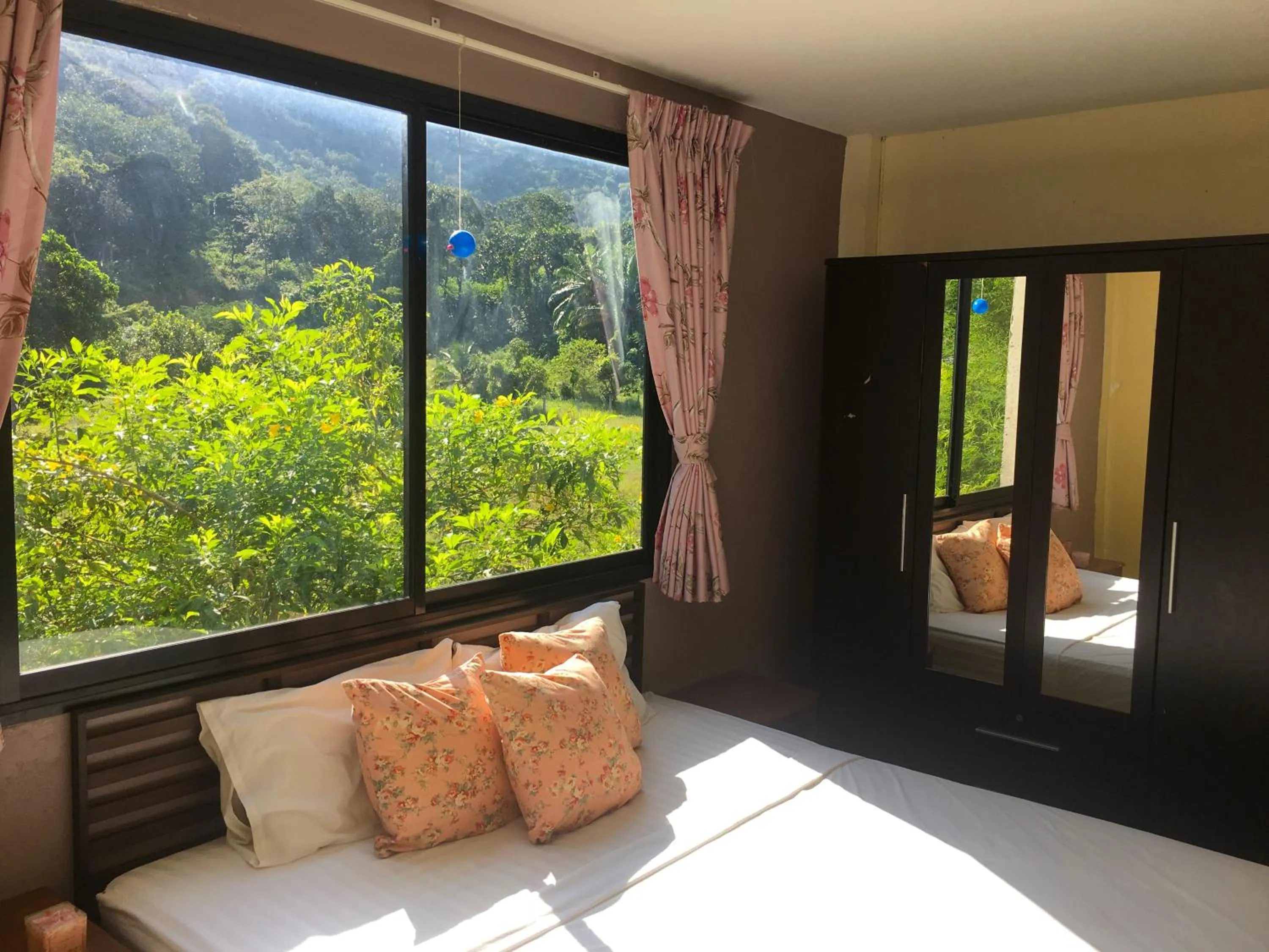 Bed in Lanta Complex