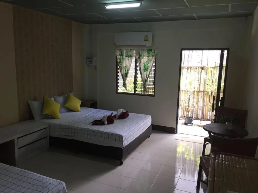 Bed in Lanta Complex