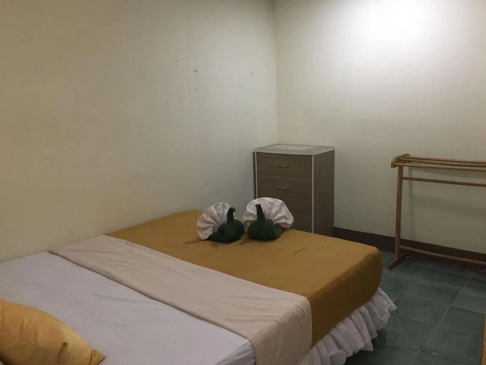 Bed in Lanta Complex