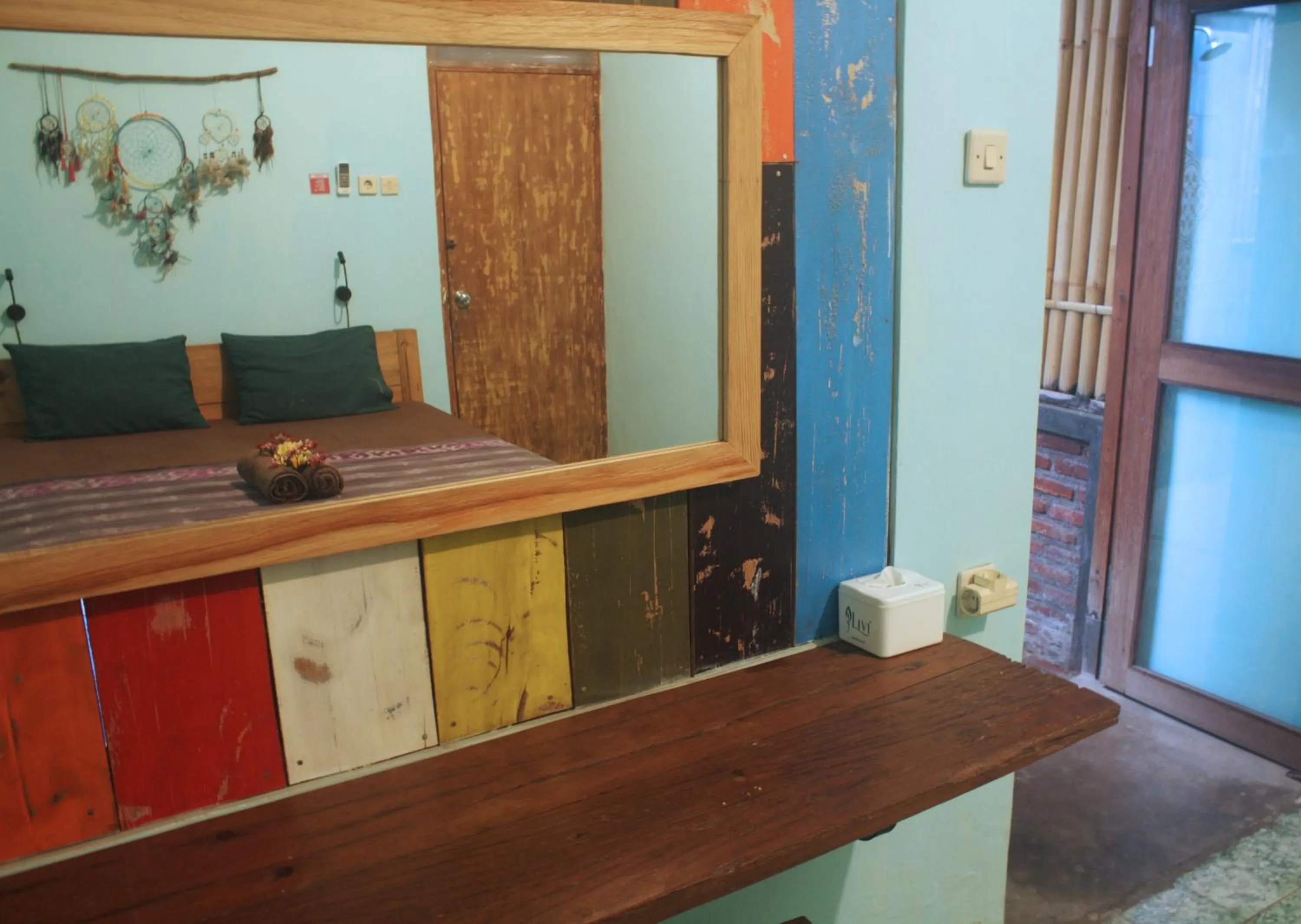 Photo of the whole room in Good Karma Yogyakarta