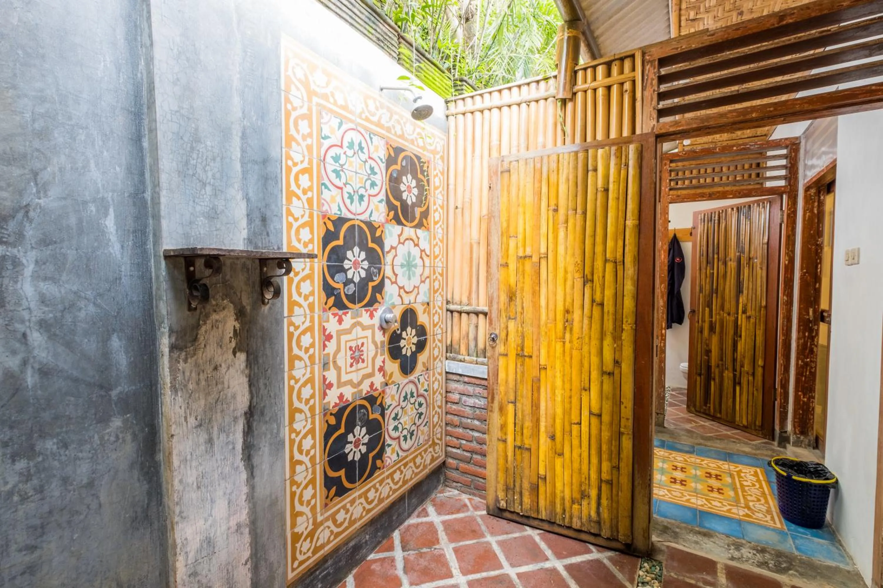 Shower in Good Karma Yogyakarta