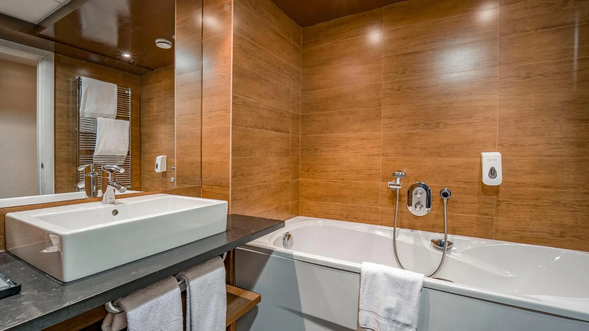 Bathroom in Roc Blanc Hotel & Spa