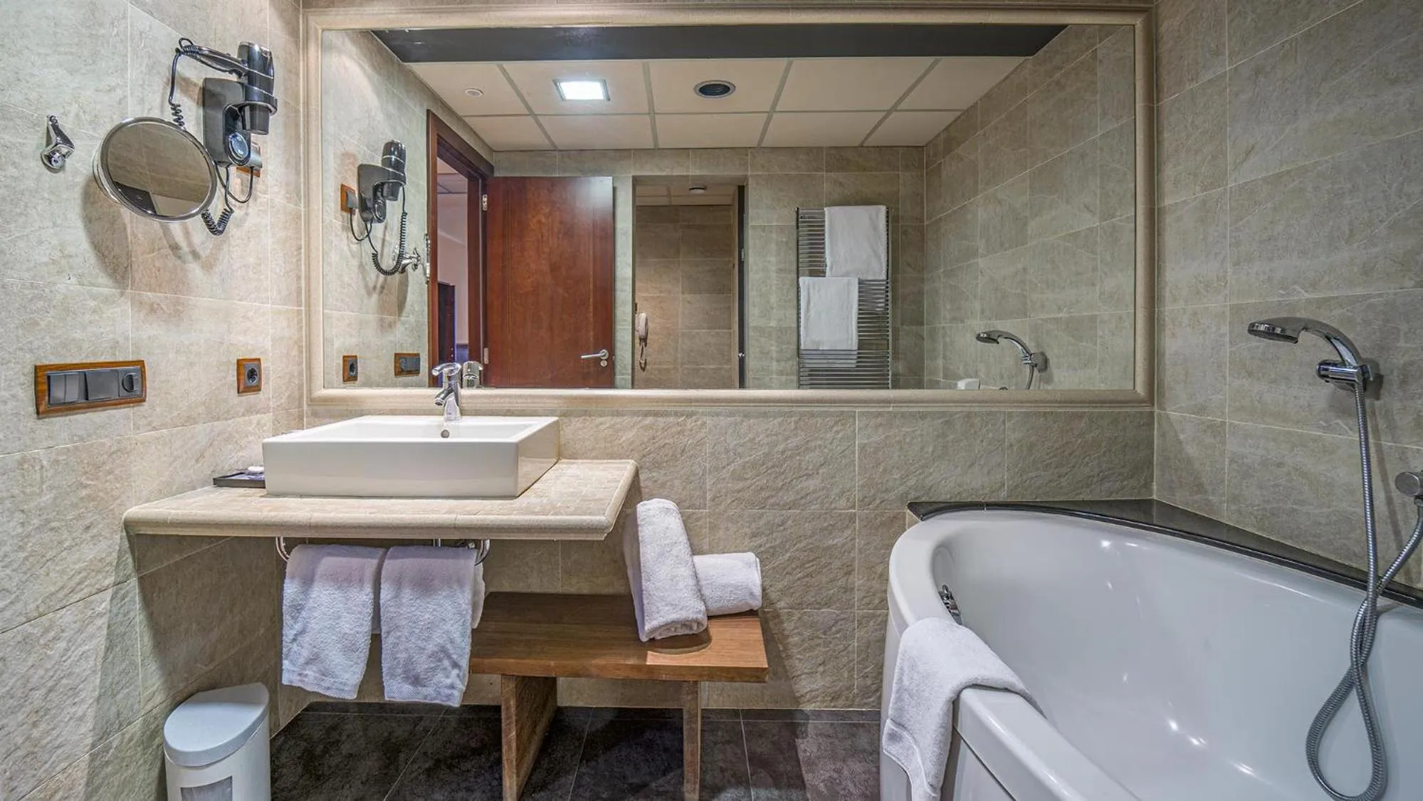 Bathroom in Roc Blanc Hotel & Spa