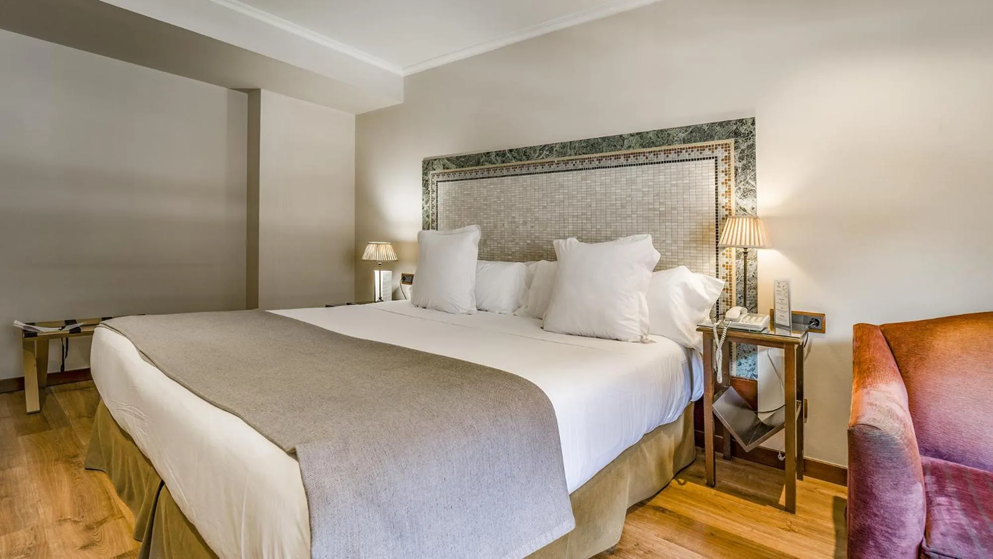 Photo of the whole room, Bed in Roc Blanc Hotel & Spa