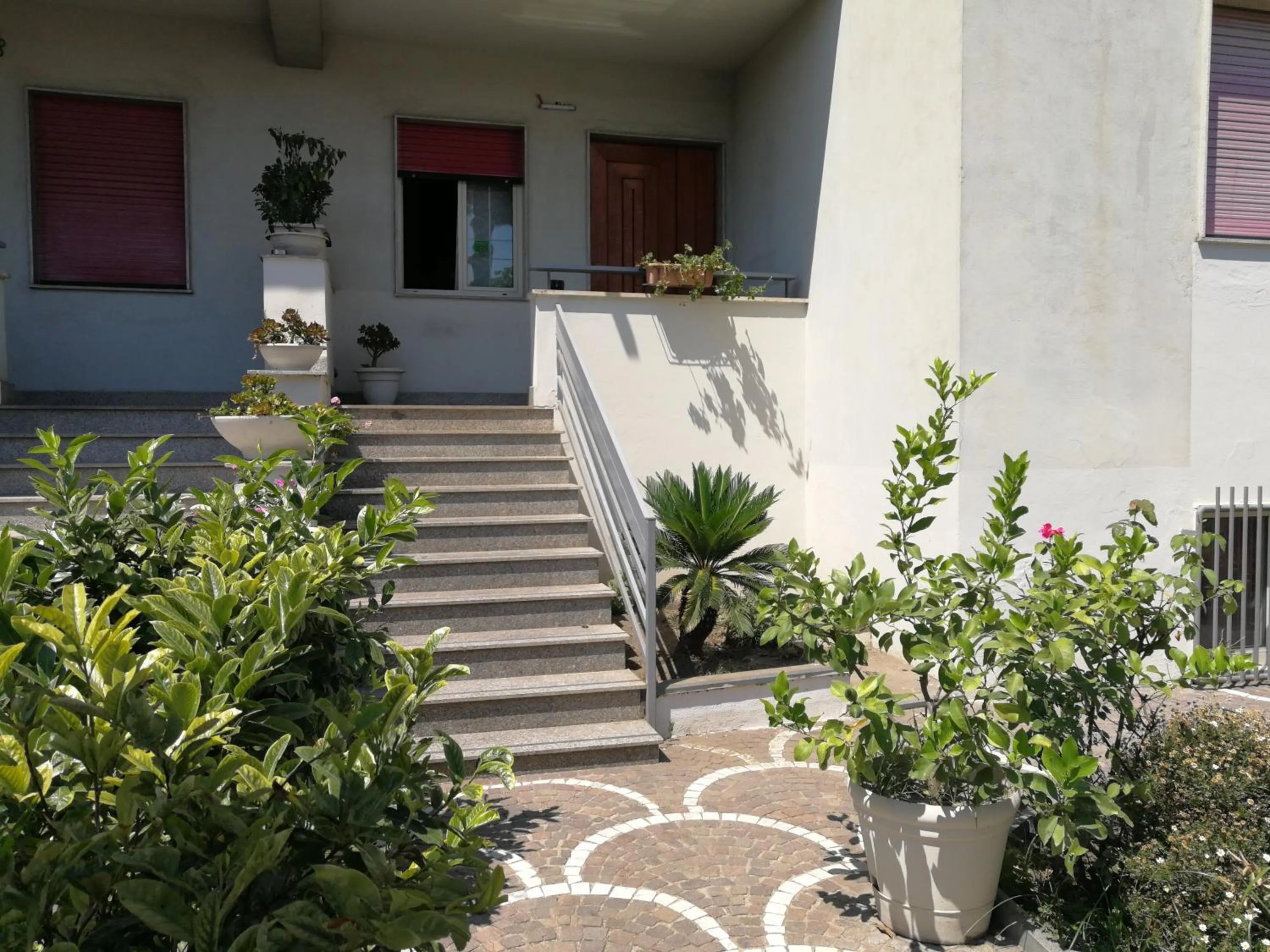 Facade/entrance in AreA DomuS