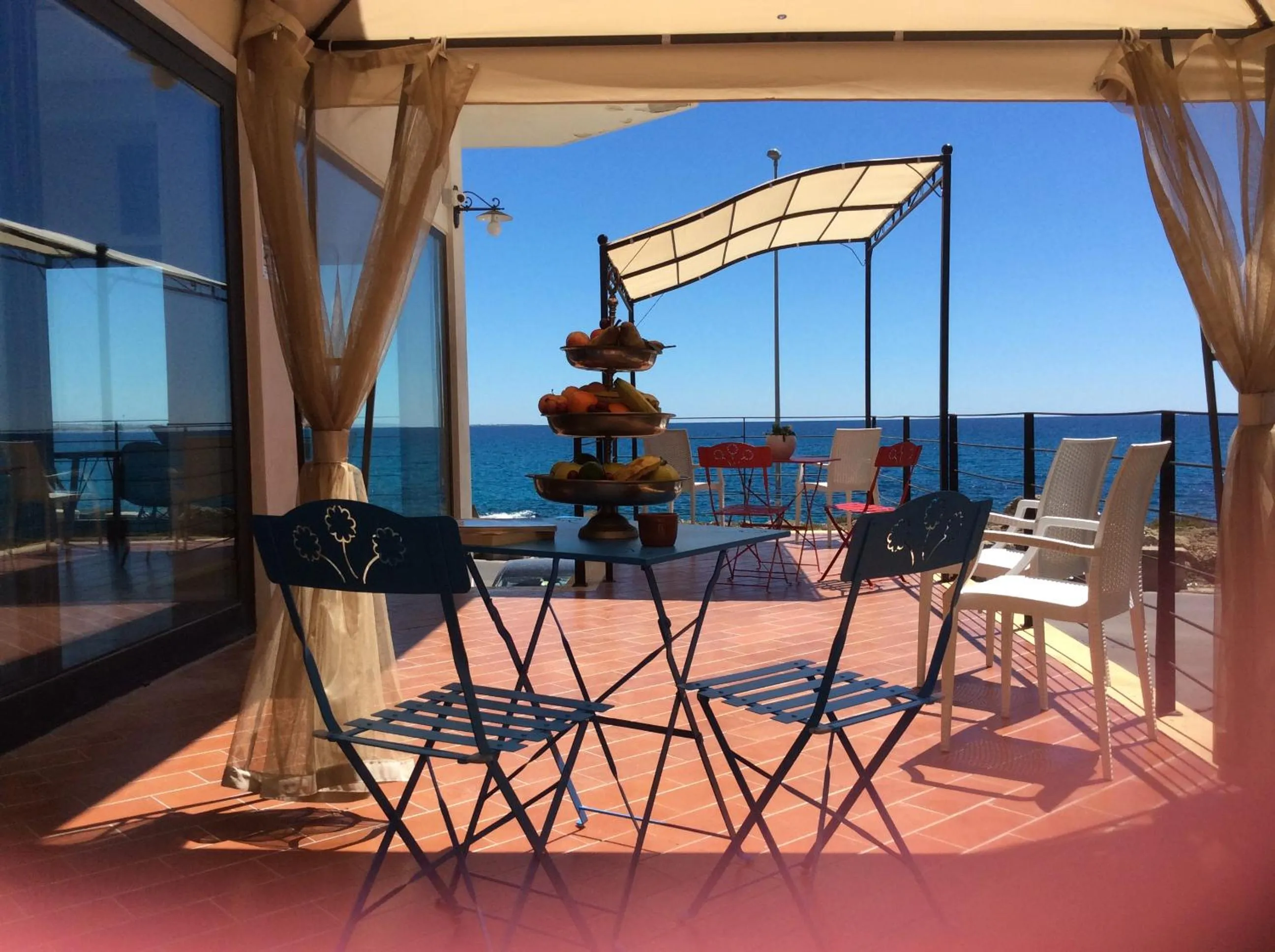 Property building in Salento Palace Bed & Breakfast