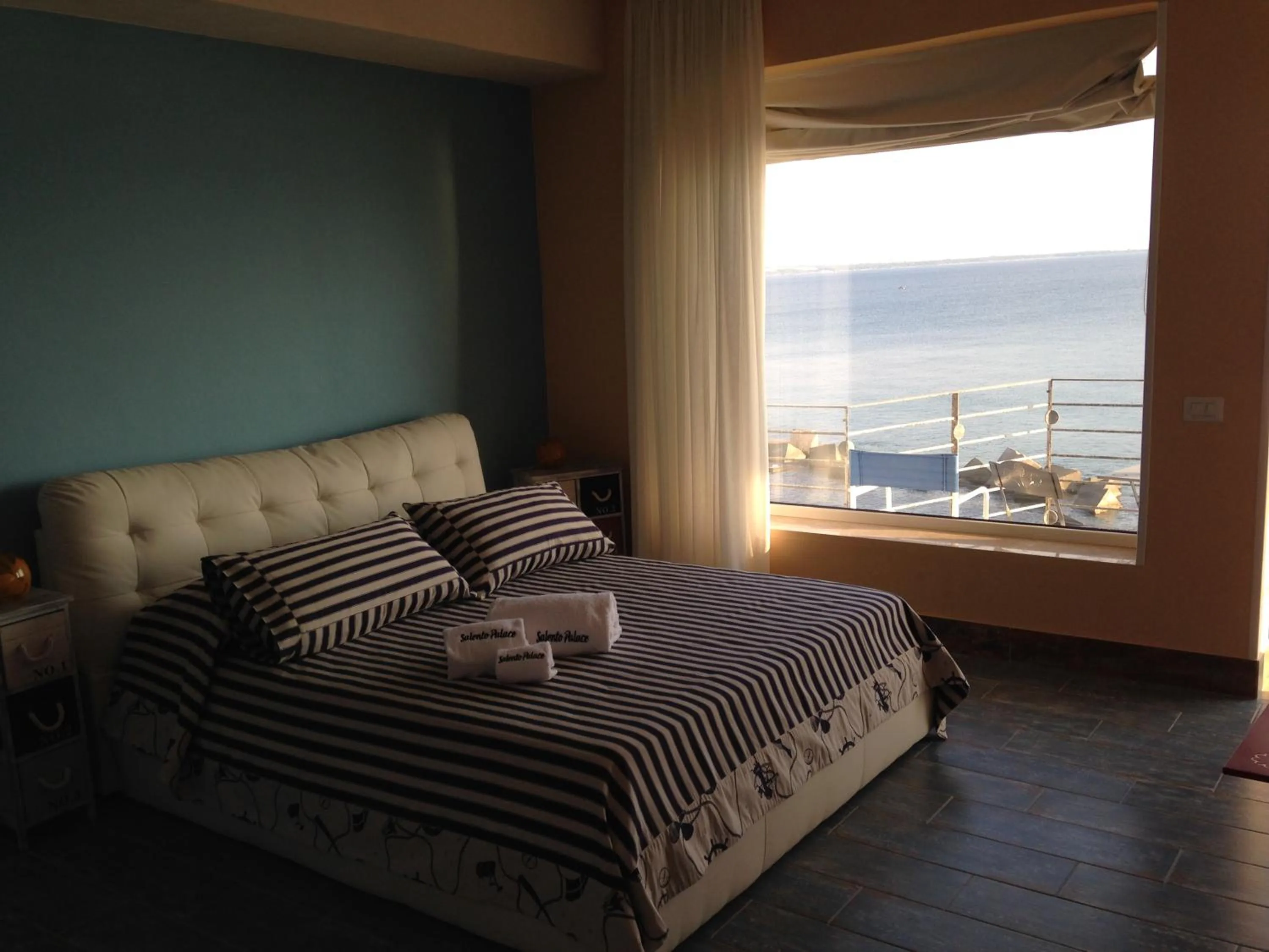 Sea view, Bed in Salento Palace Bed & Breakfast