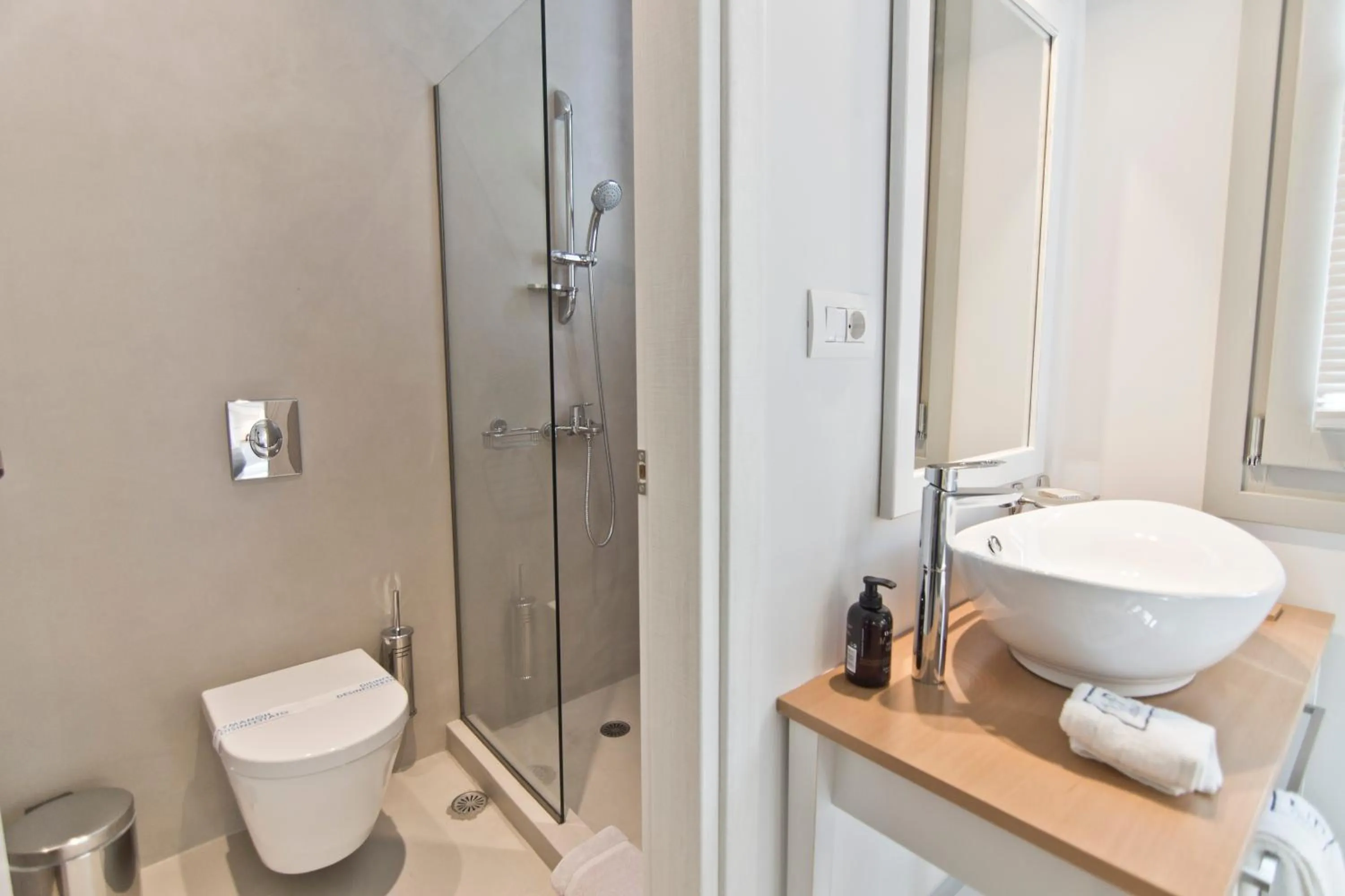 Shower in Lindos Comfy Suites