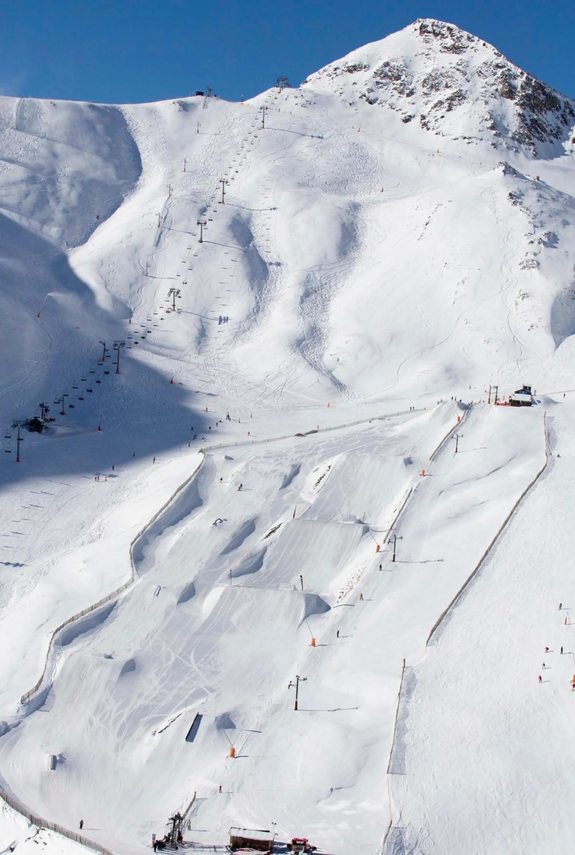 Skiing in Hotel Panorama