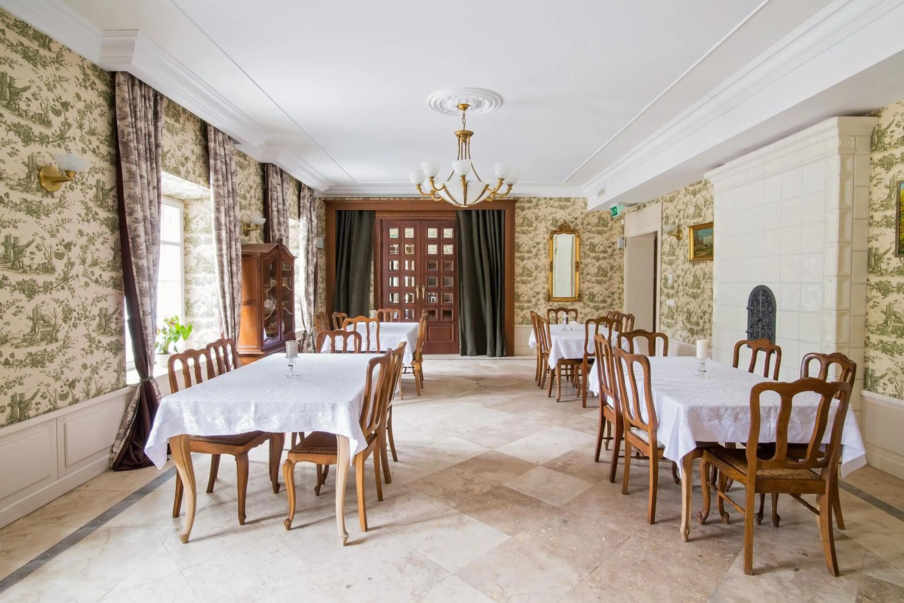 Communal lounge/ TV room in Farma Many B&B, noclegi Suntago & DeepSpot