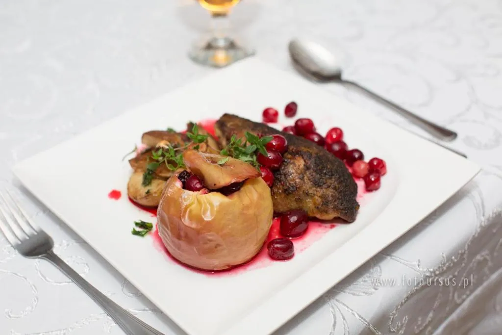 Meals in Farma Many B&B, noclegi Suntago & DeepSpot