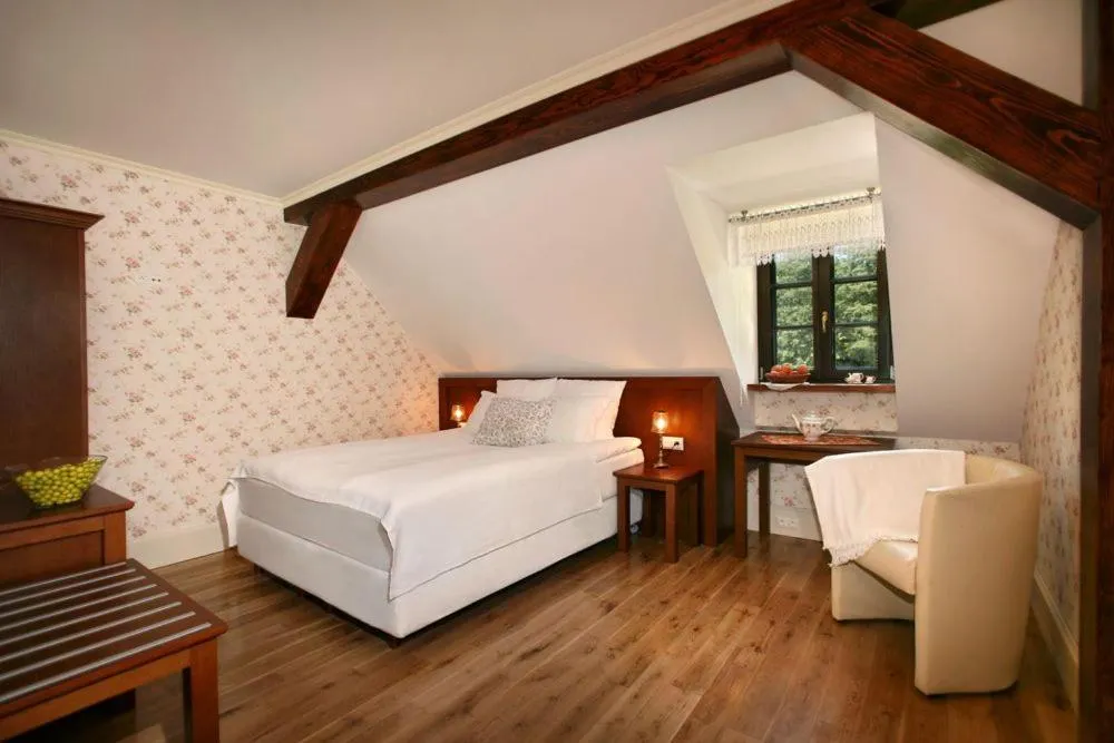 Photo of the whole room in Farma Many B&B, noclegi Suntago & DeepSpot