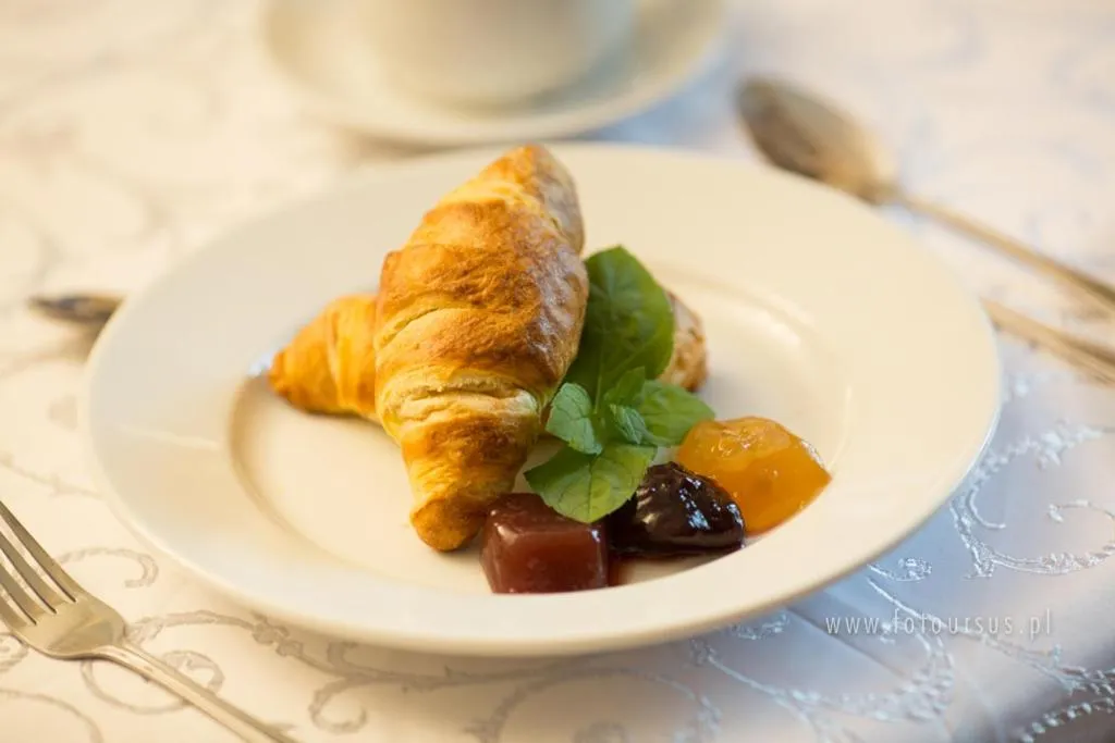 American breakfast in Farma Many B&B, noclegi Suntago & DeepSpot