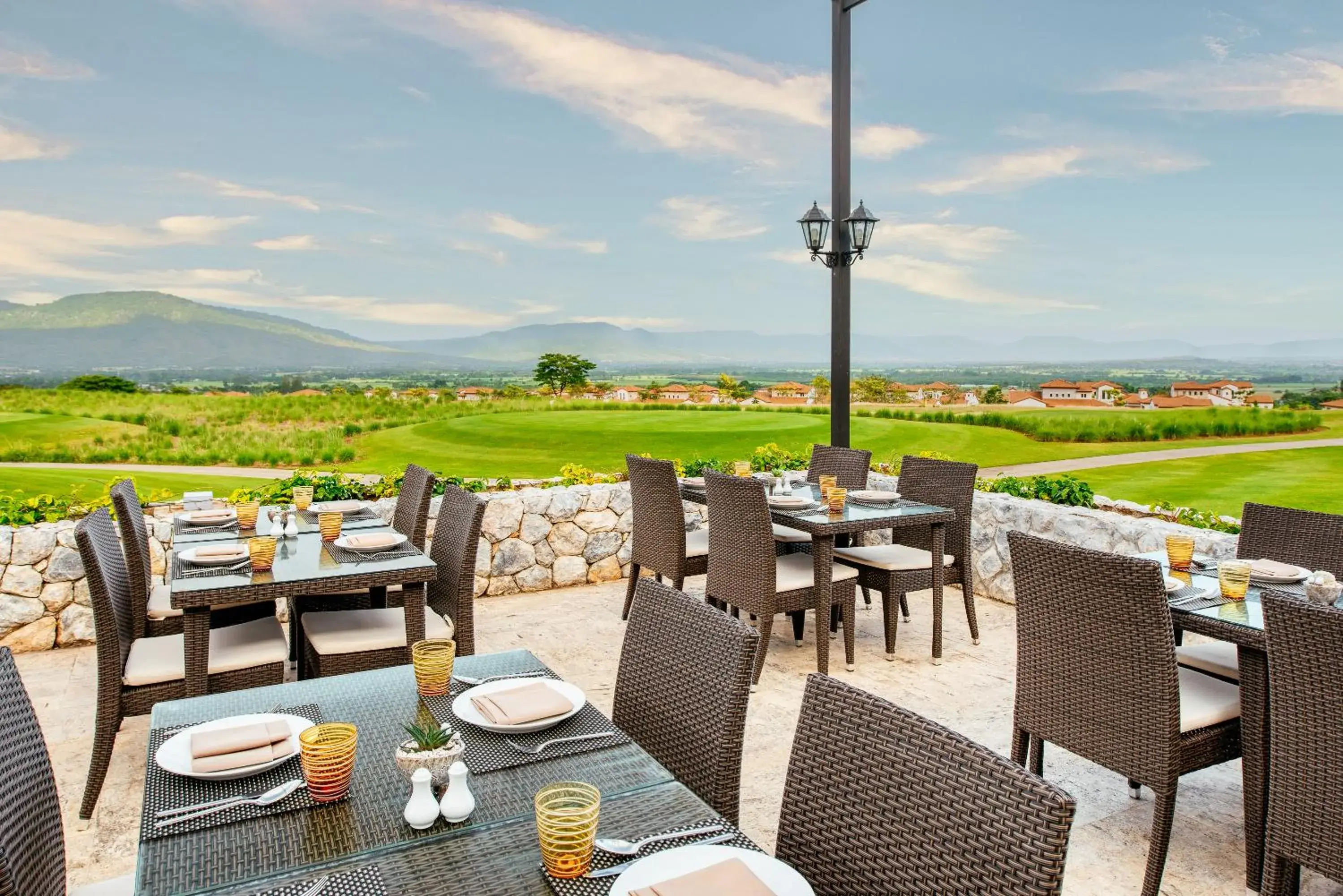 Restaurant/places to eat in Mövenpick Resort Khao Yai Restaurant/places to eat in Mövenpick Resort Khao Yai