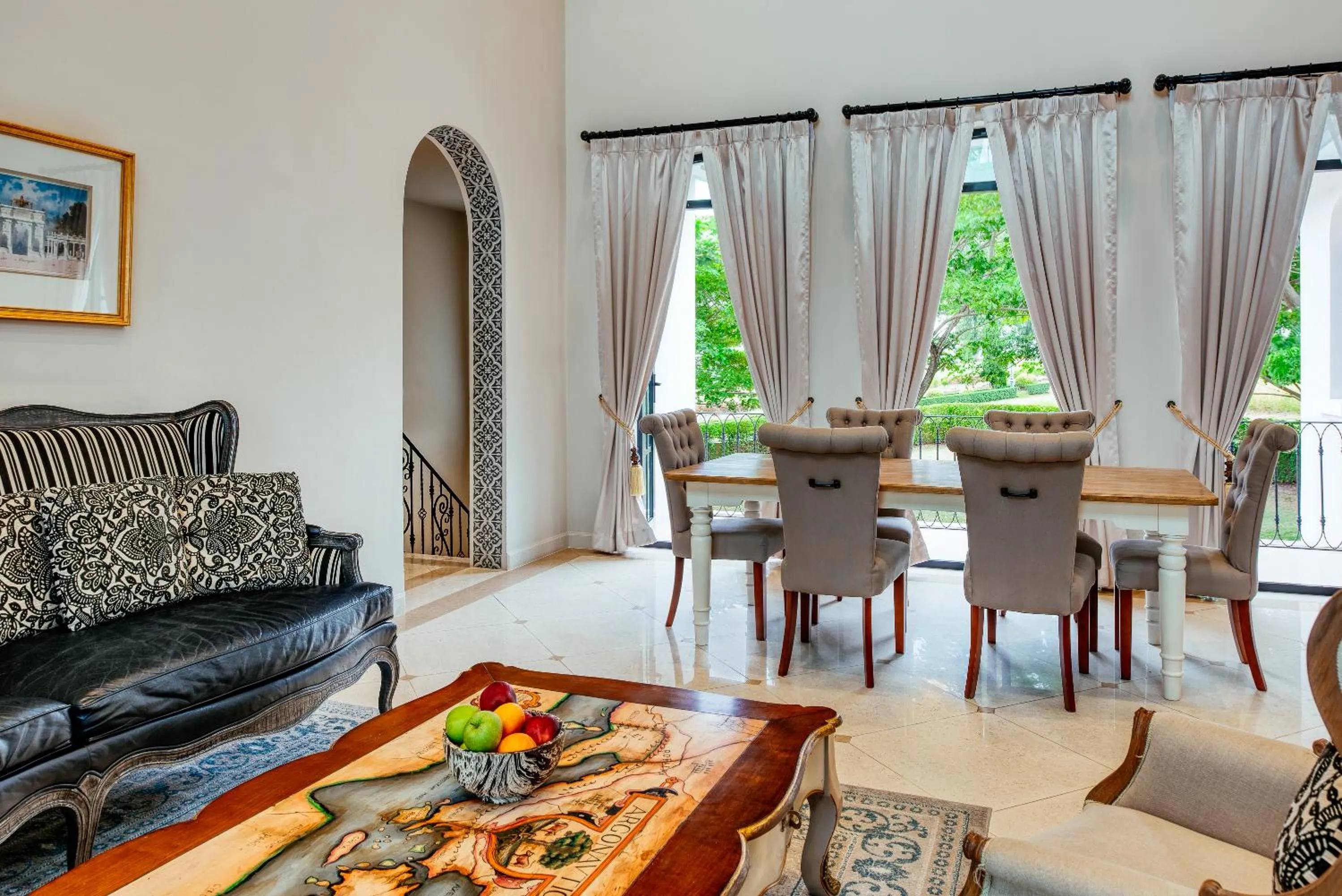 Living room in Mövenpick Resort Khao Yai