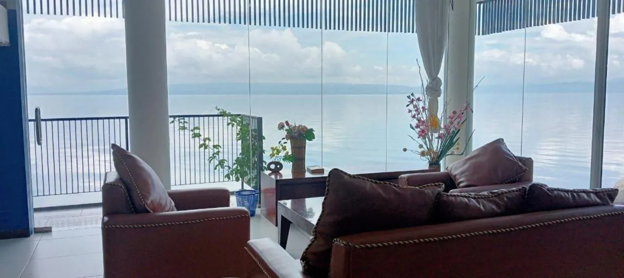 Tiara Bunga Hotel & Villa