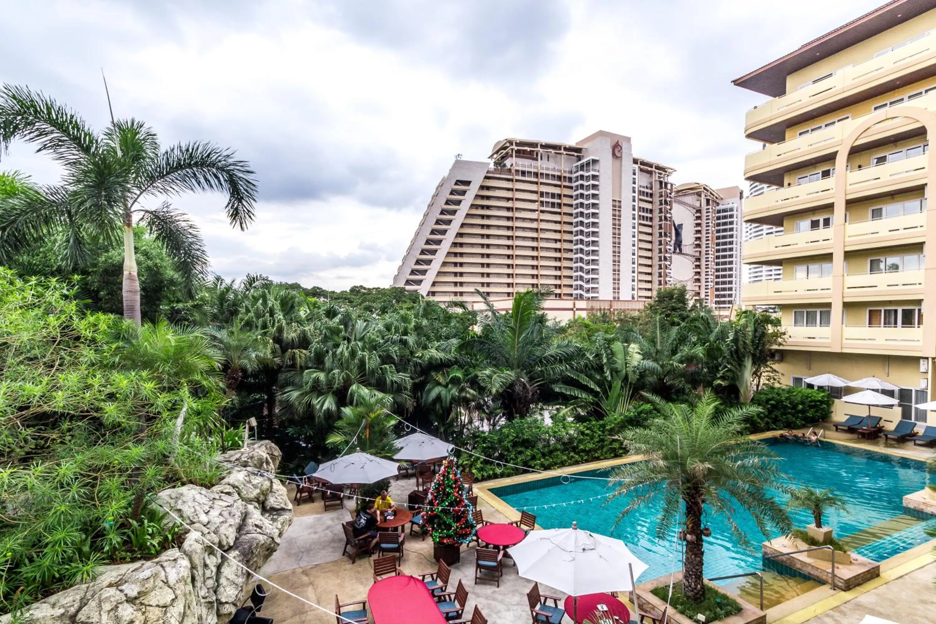 Property building in Dasiri Beach Apartment Premium