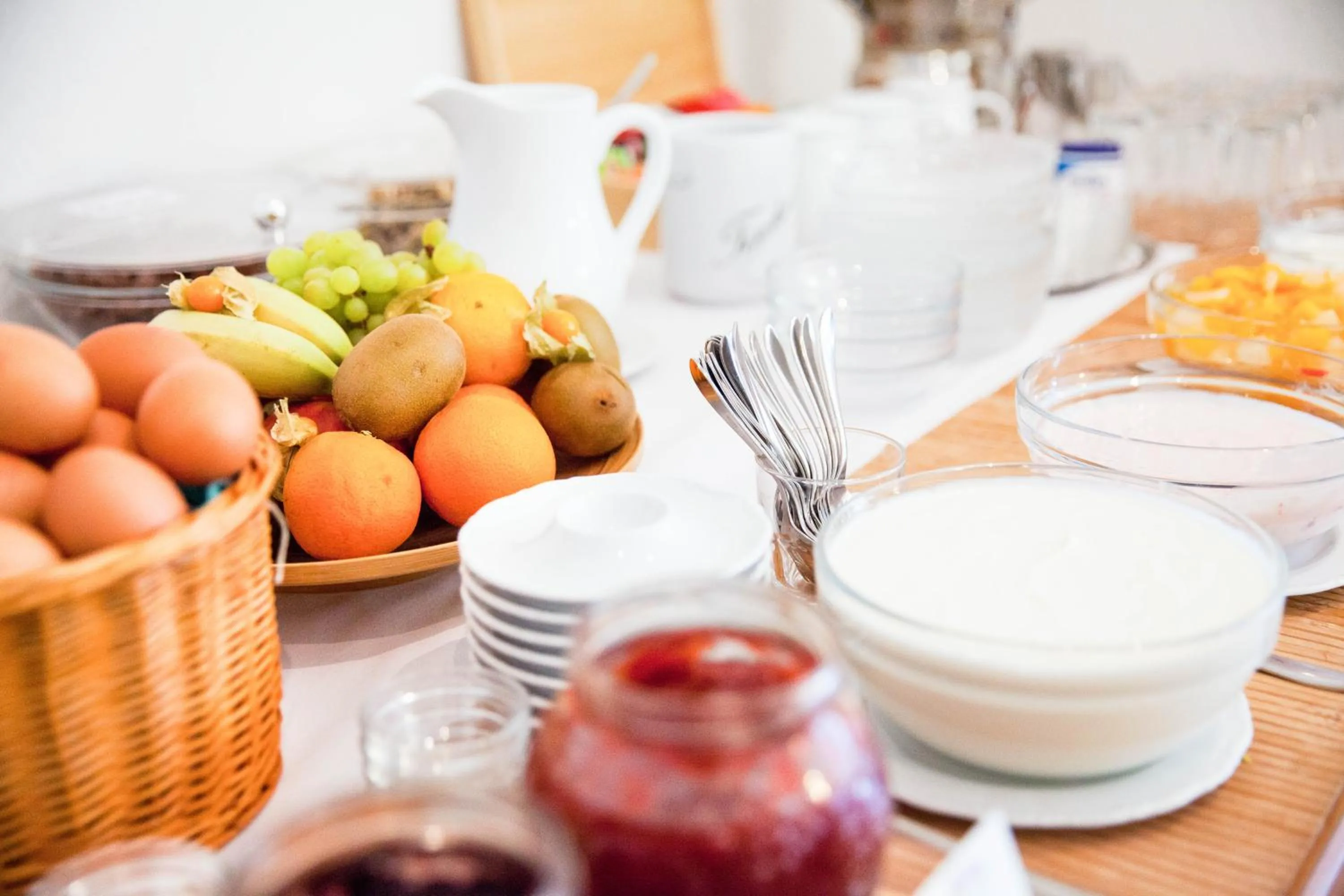 Buffet breakfast in Hotel Am Meilenstein