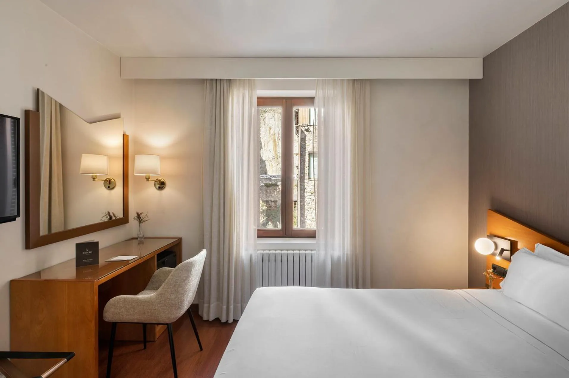 Bed in Hotel de l'Isard